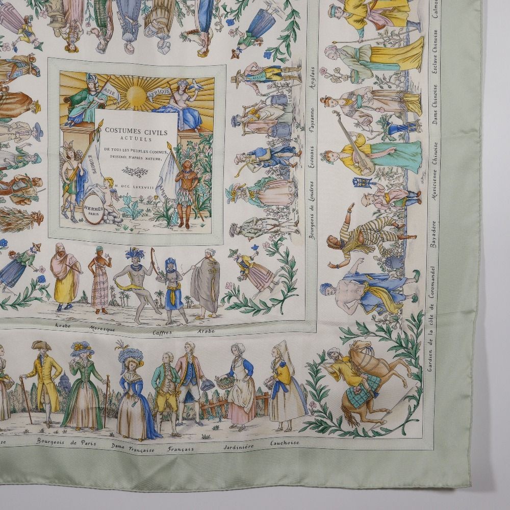 HERMES Carre 90 Silk Green White COSTUMES CIVILS ACTUELS Scarf Excellent