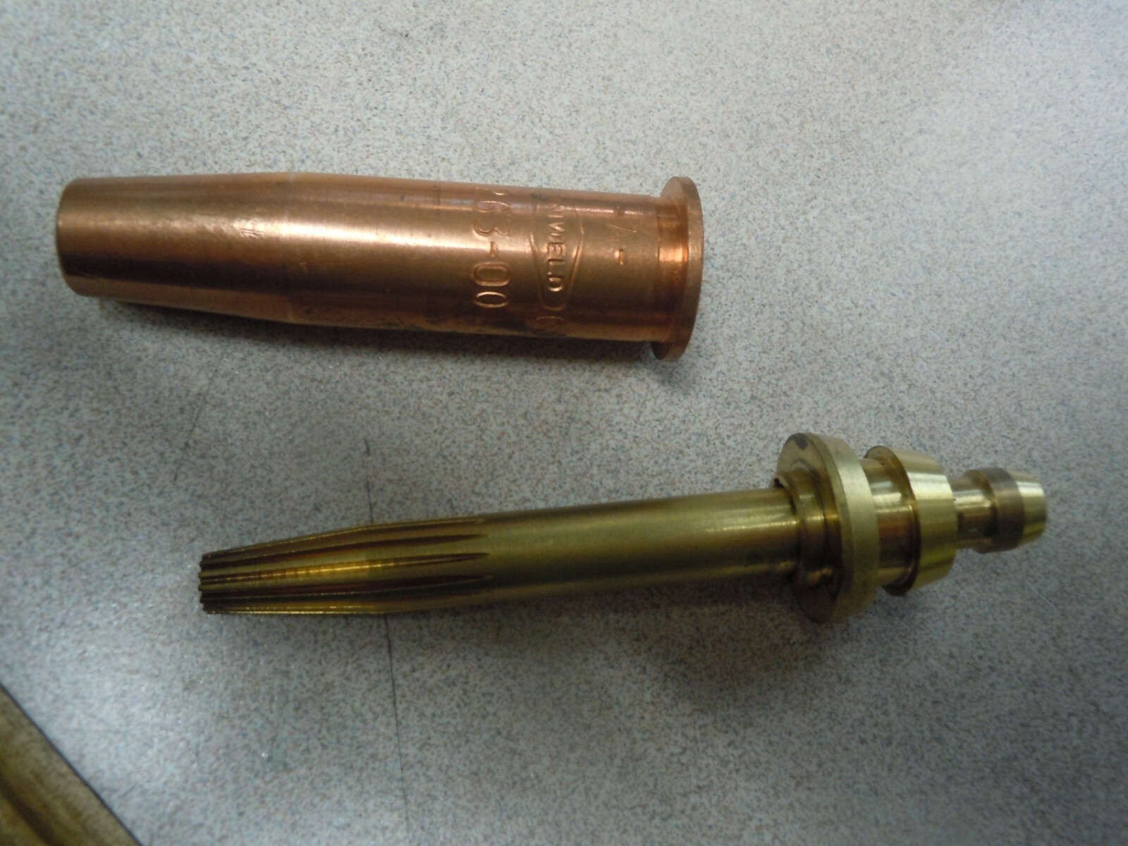 .Uniweld, 263-00 A-Style 2 Piece Fast Starting Cutting Tip