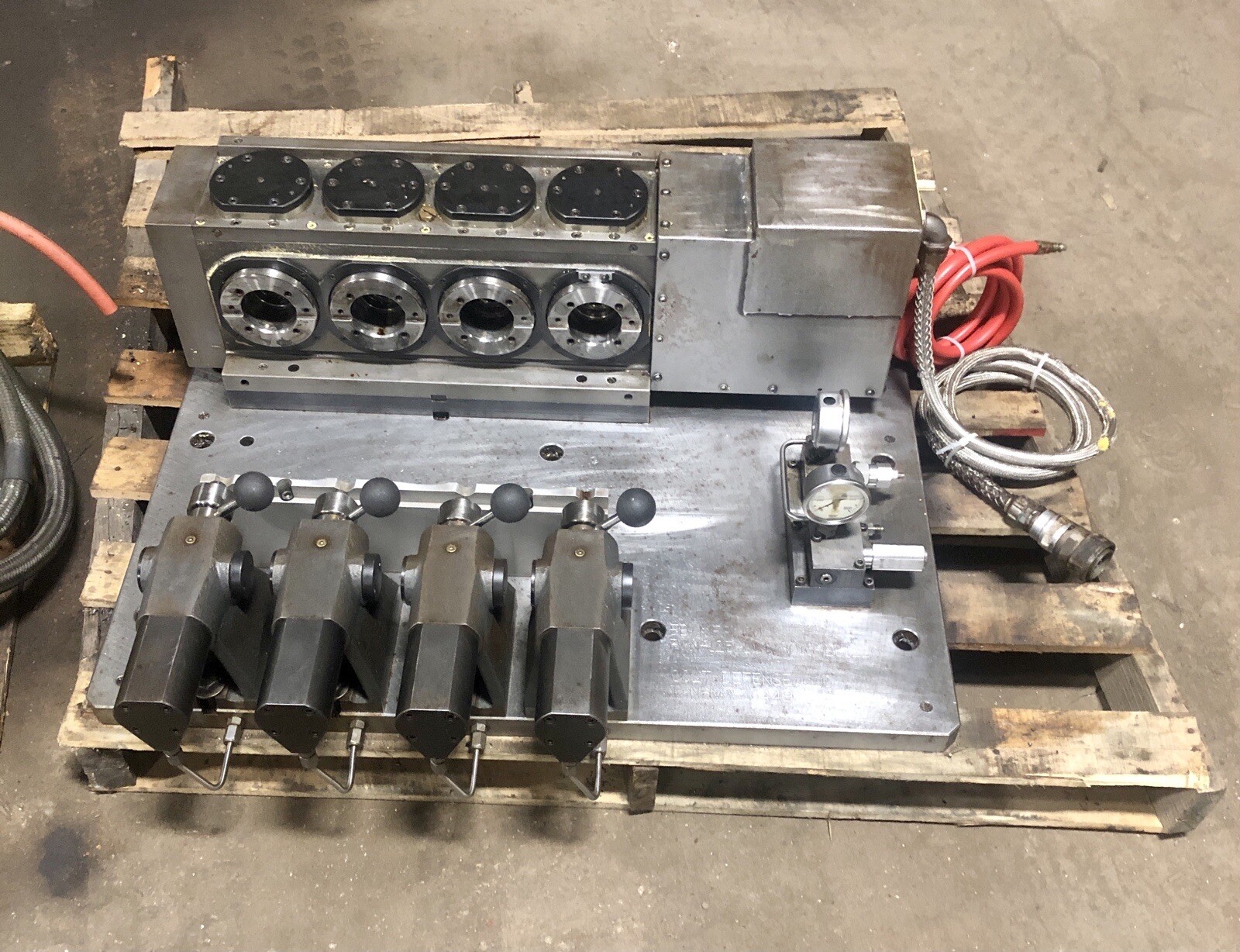 NIKKEN CNC100-4W-120FA 4-Station CNC Indexer with Tail Stocks - Fanuc