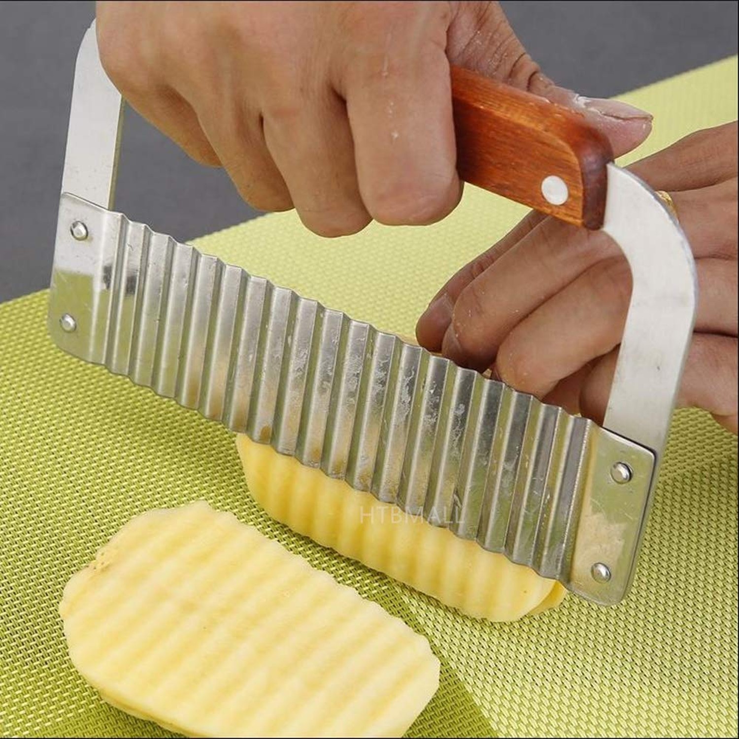 Crinkle Cutter, French Fry Cutter for Potatoes, Upgraded Stainless Steel Blad...