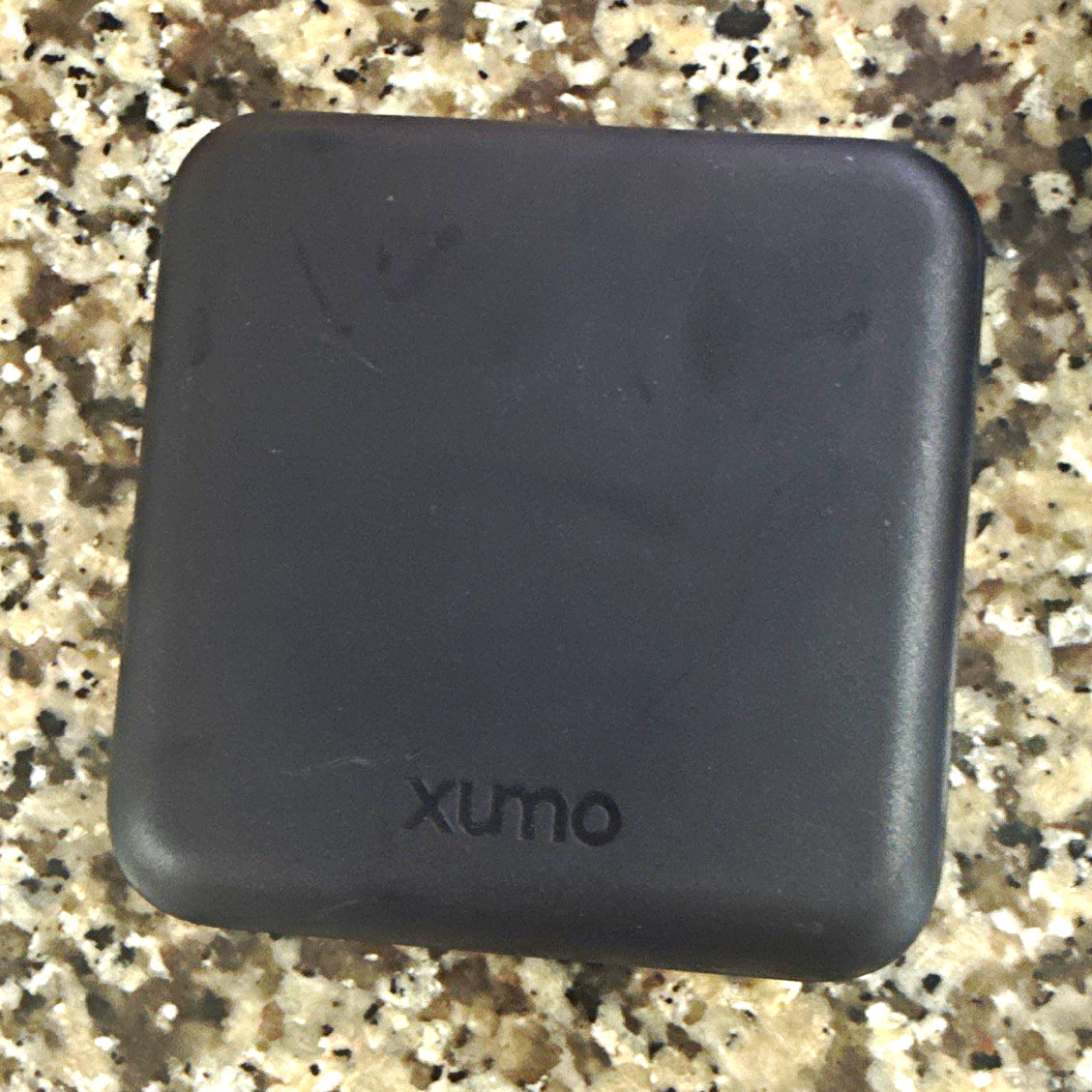 Xumo XiOne-SC (B) 2160p Dolby Vision/Atmos Android HDMI Streaming Box Black