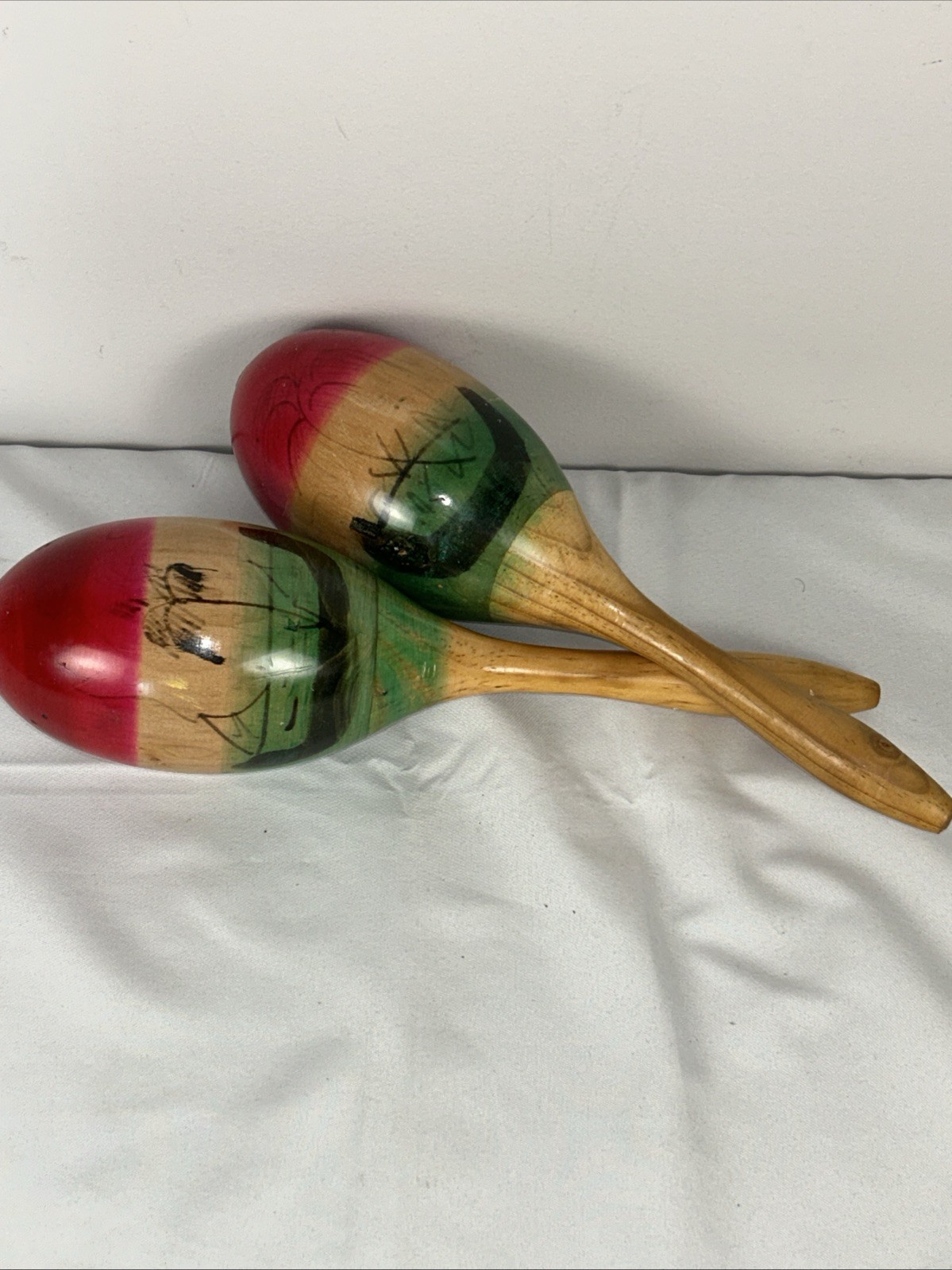 Ludwig LE-2365 Large Wooden Maracas Rumba Shakers, Set of 2