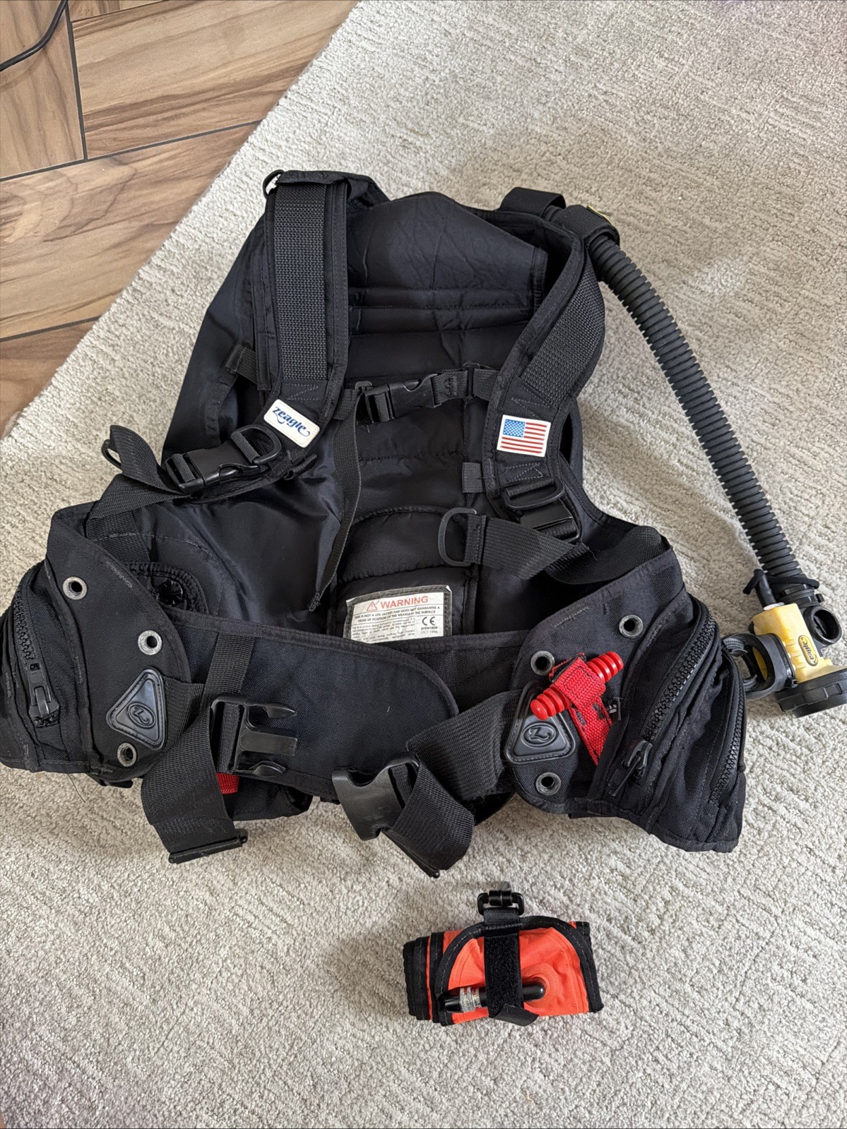 Zeagle Escape Large Diving BCD Buoyancy Vest w/  Attachments