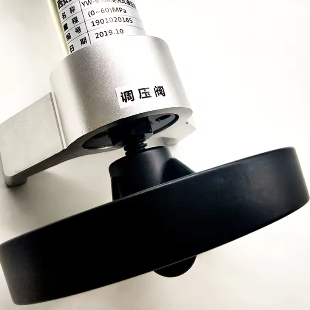 XINYI Pressure test pump hydraulic calibrator