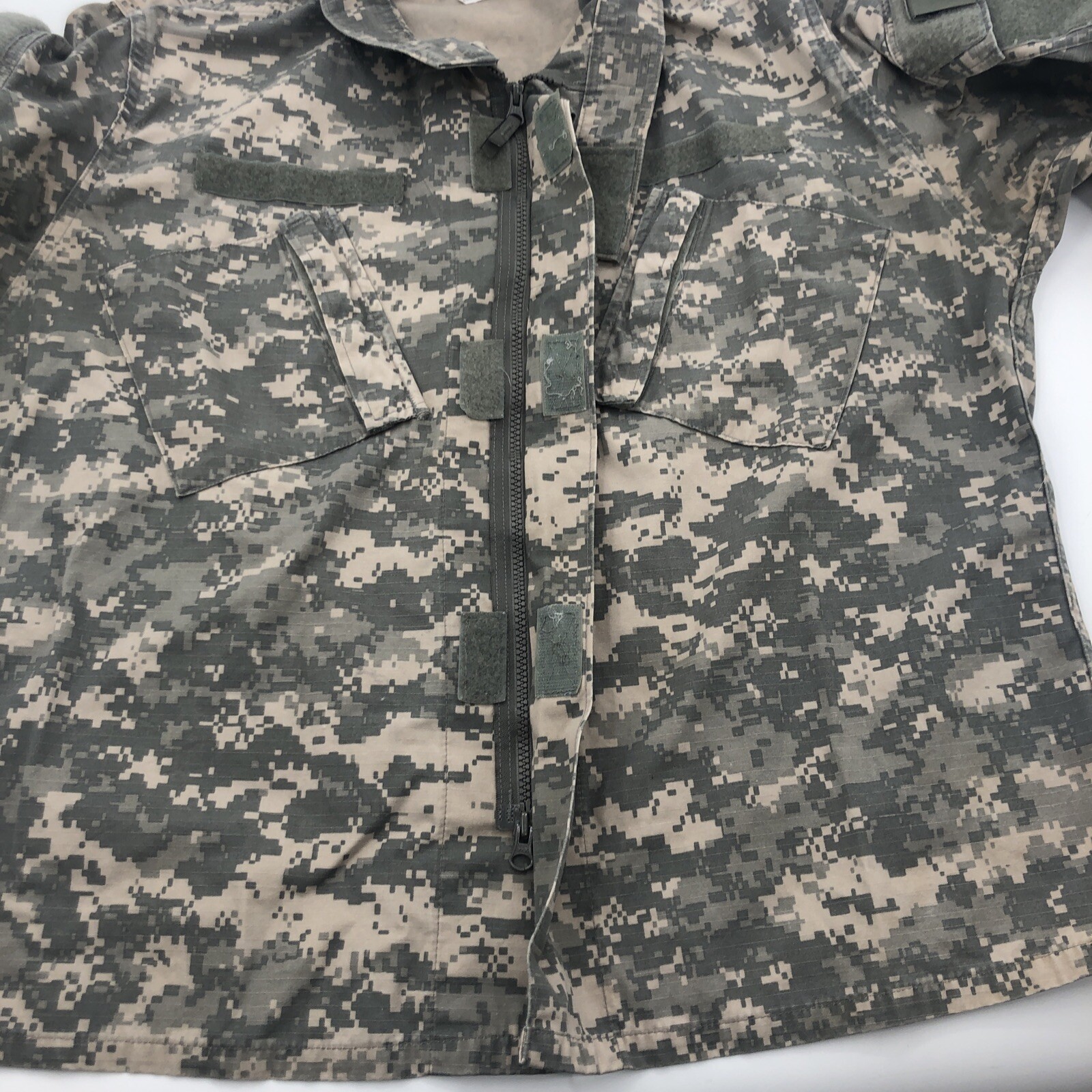 Army Combat Uniform Coat Jacket Large Regular SPM100-05–0-0409 Digital Camo FLAW