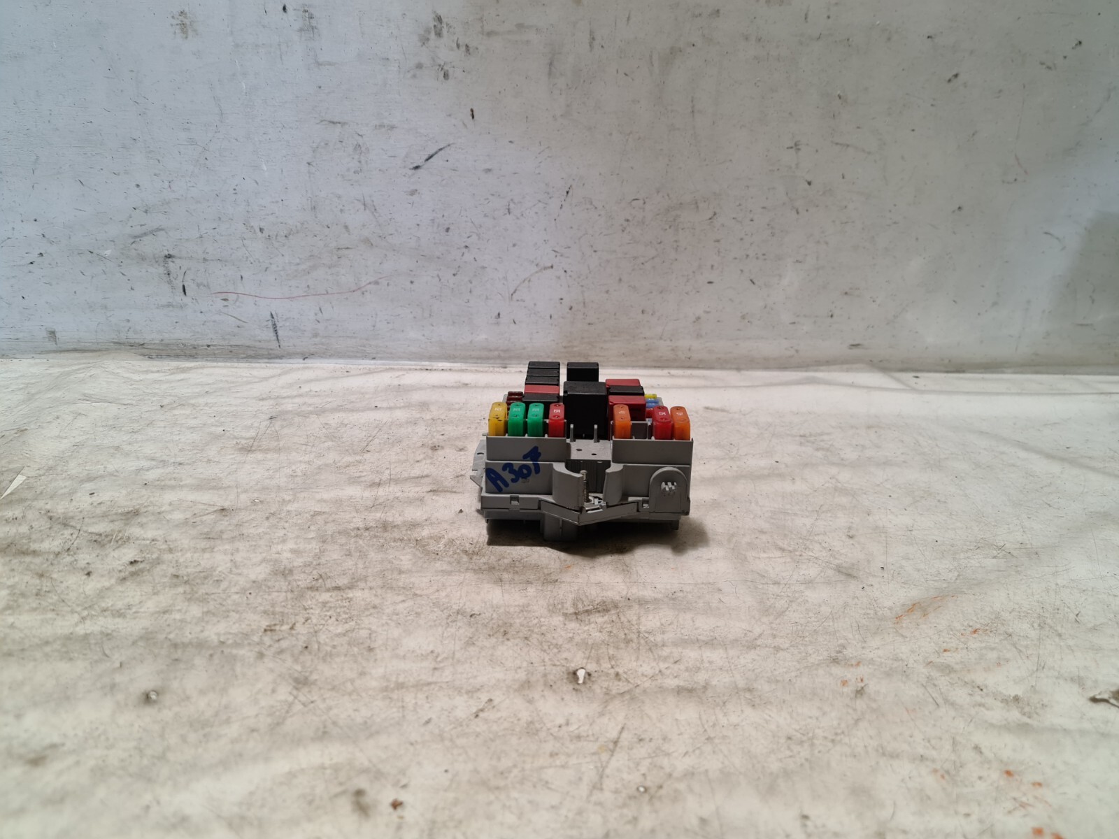 Fiat Bravo Under Bonnet Relay Fuse Box 1.4 T-Jet Petrol 2008 MK2 OEM 51790930