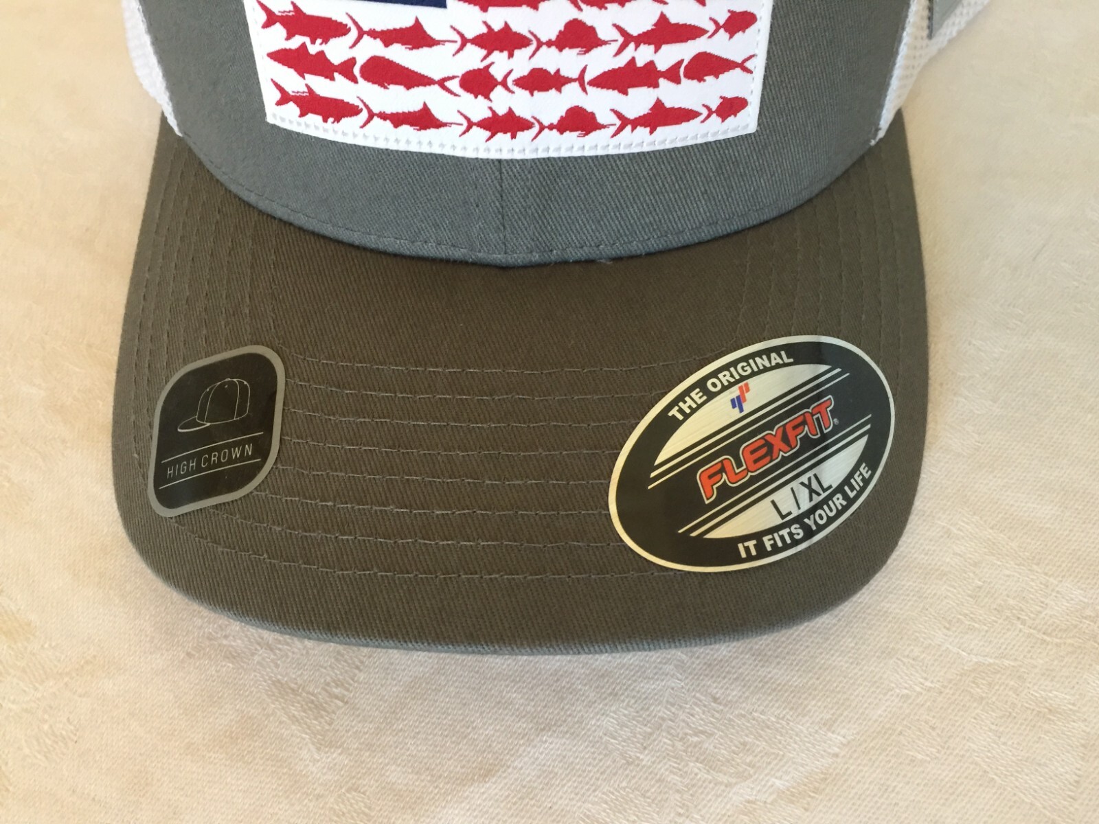 NWT Columbia Trucker L/XL Flexfit Fitted Cap Hat Gray w White Mesh PFG Fish Flag