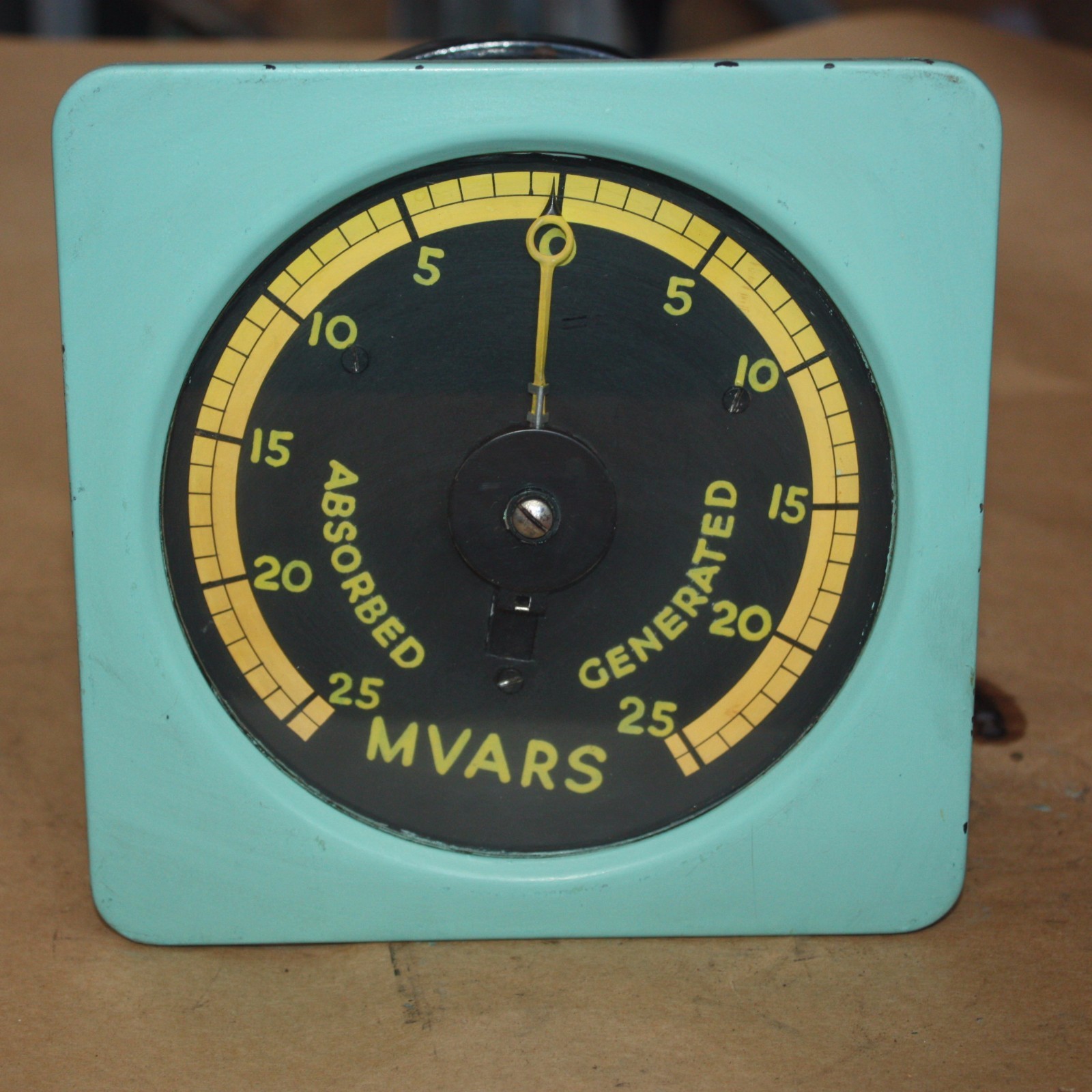Antique Vintage Steampunk Collectors Gauge Meter 0-25 MVARS 145mm black face
