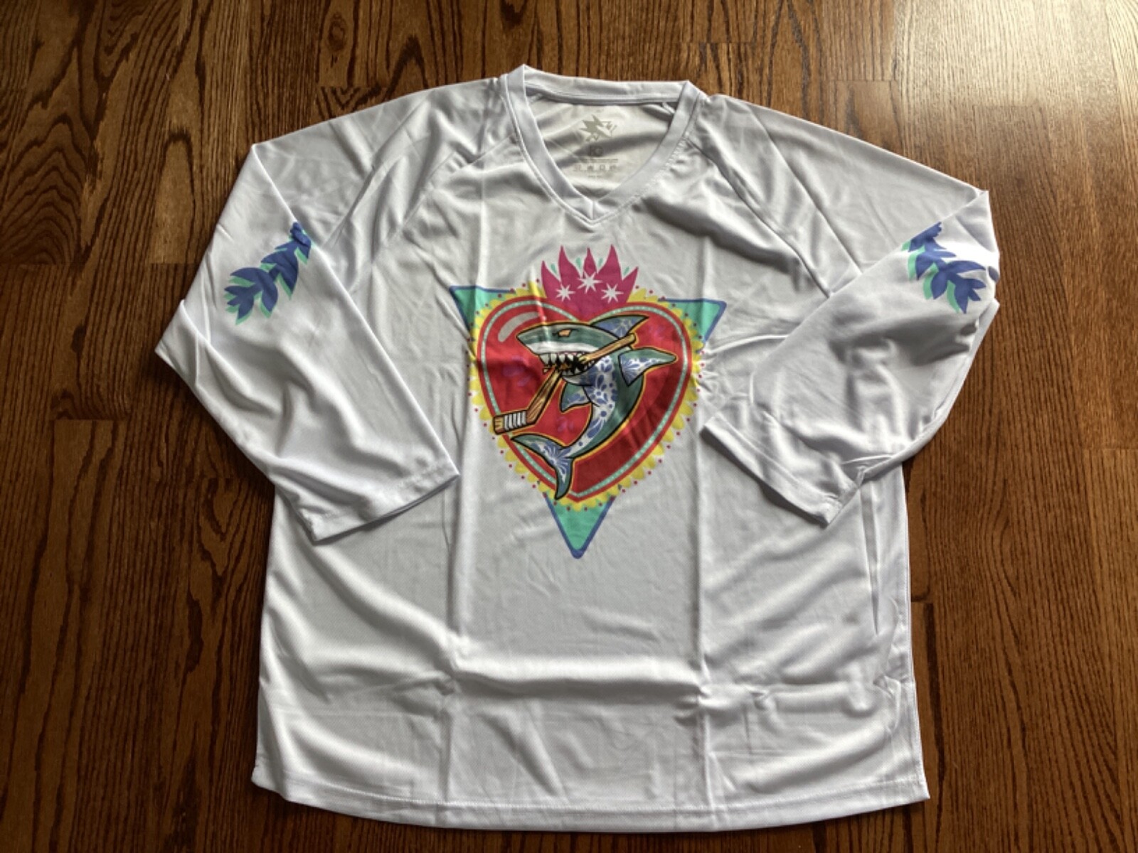 San Jose Sharks Los Tiburones Shirsey Shirt-XL: NEW/UNUSED