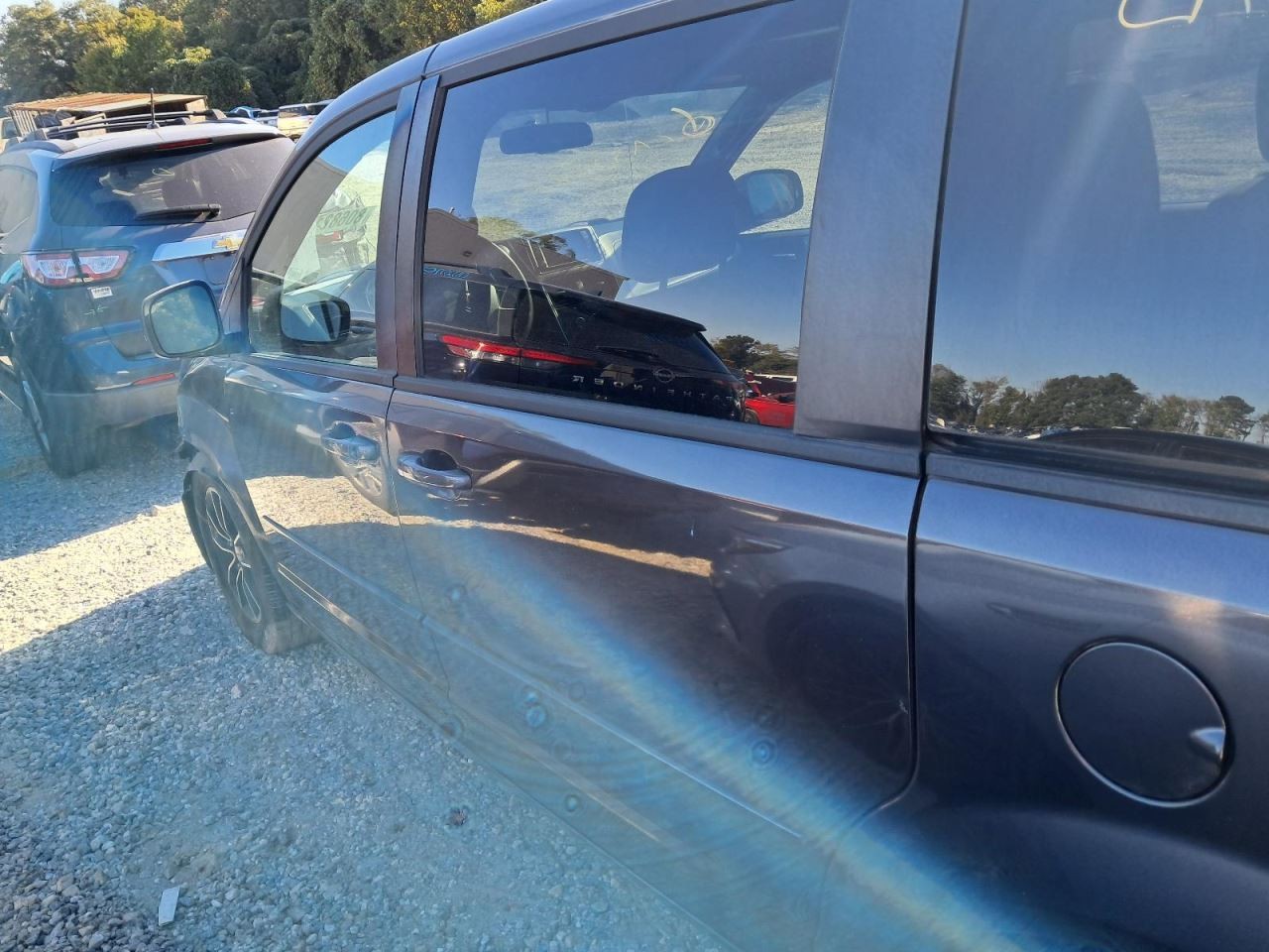 CARAVAN 2016 Glove Box 4822433