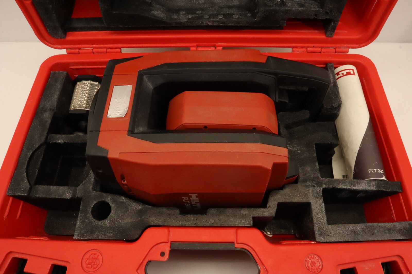 Hilti PLT 300 TOTAL STATION DIGITAL PRECISE LAYOUT TOOL COMPLETE SYSTEM