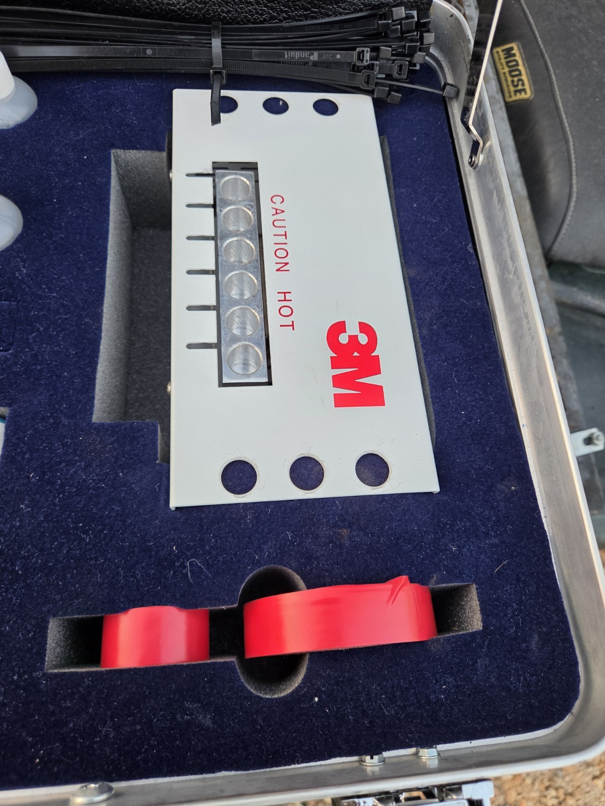 3M 6355 6312 Hot Melt Kit Bundle - w/ Case and Many Additional Components- Look