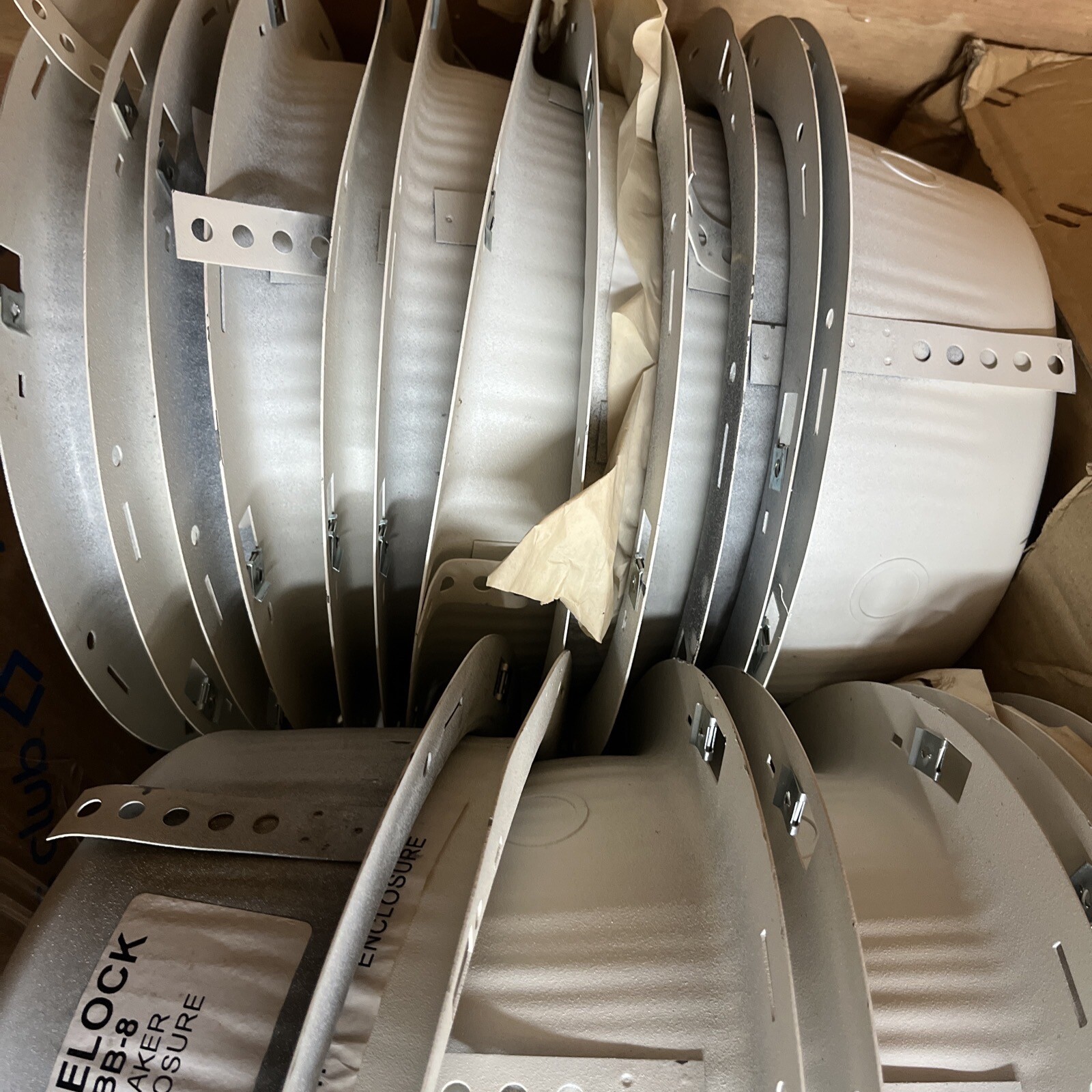 CBB-8 Cooper / Wheelock Ceiling Back Box 153314 NOS