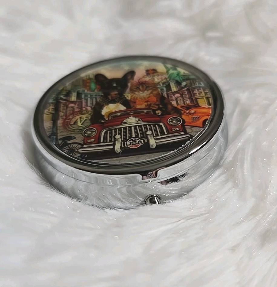 Nicole Lee Round Pill Case 3 Compartments Vitamin Holder NWT
