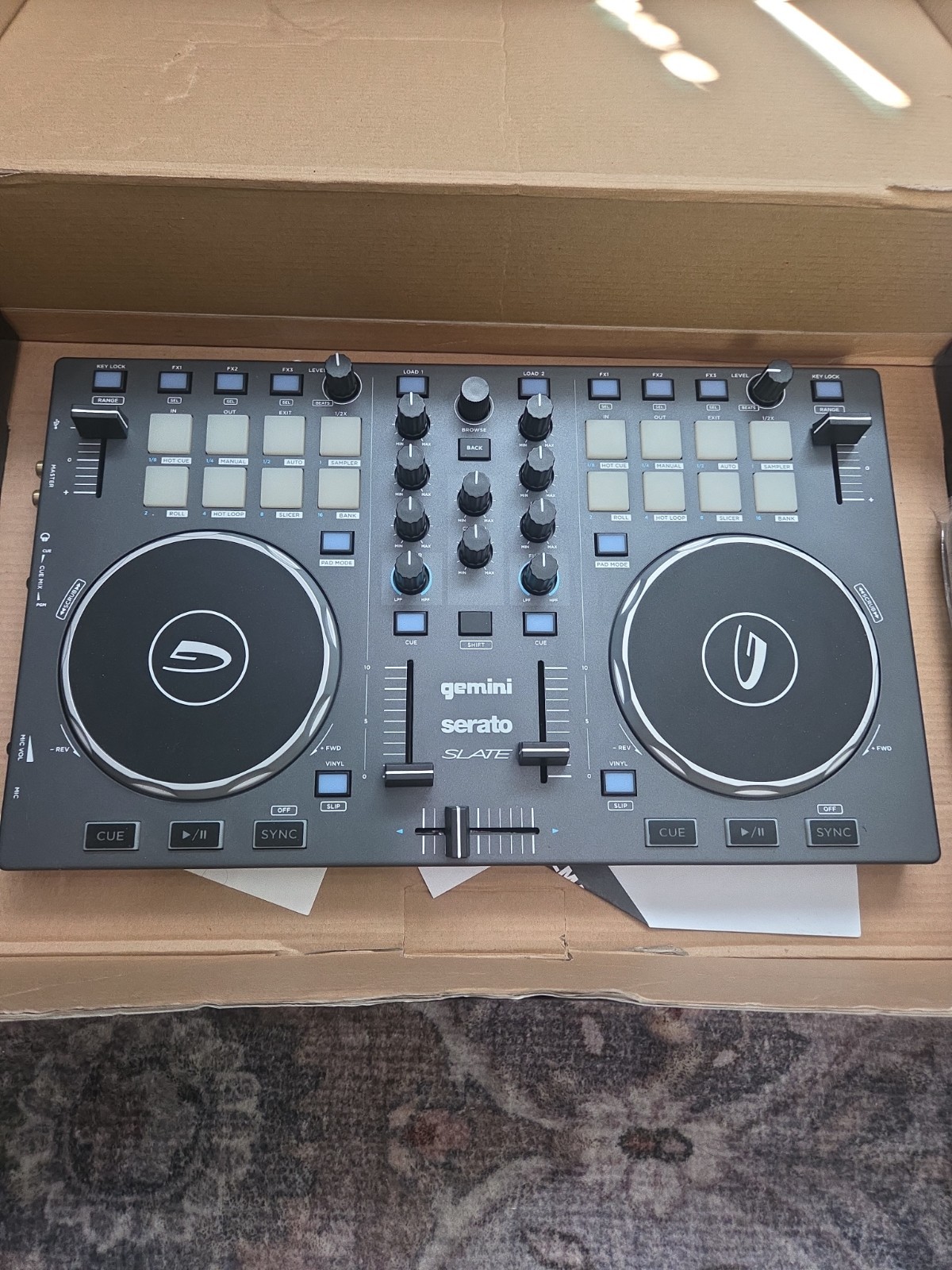 Gemini SLATE 2-Channel Slim DJ MIDI Controller NEW IN BOX +++++