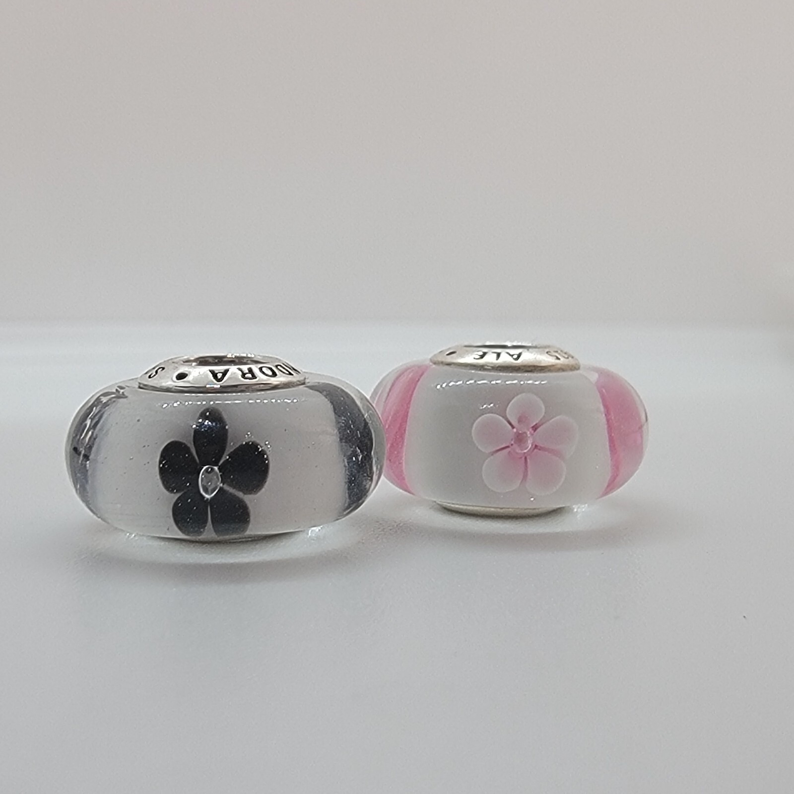 Set Of 2 Pandora Authentic Pink Cherry and Black Cherry Murano Charms