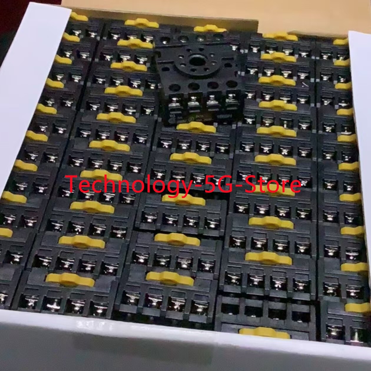 New Omron 10pcs PF083A-E Relay Connecting Socket
