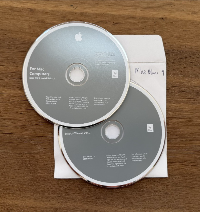 Mac OS X Version 10.5. Install Discs