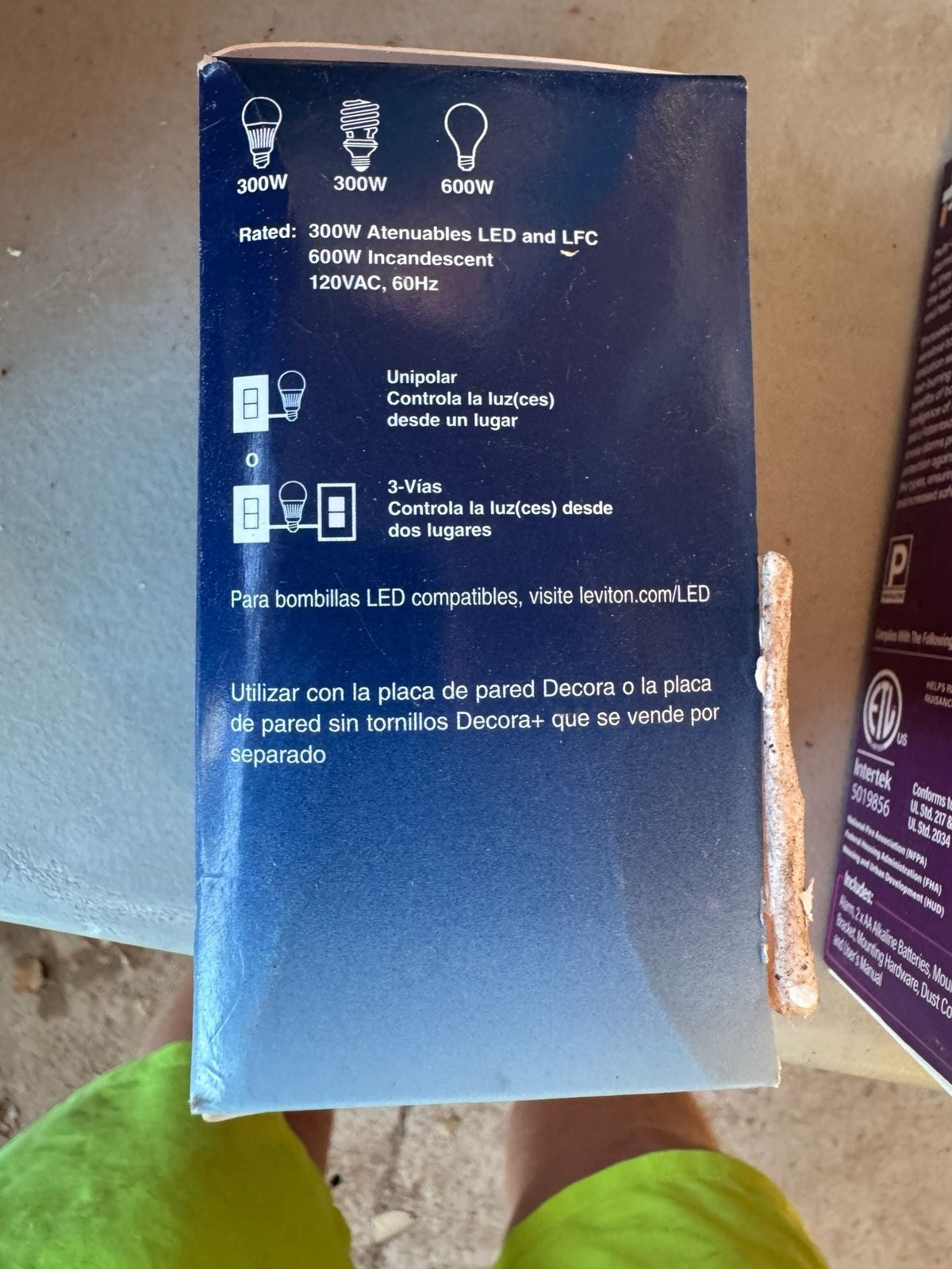 Leviton Decora+ Rocker Dimmer with Slide Bar DSL06-1TW