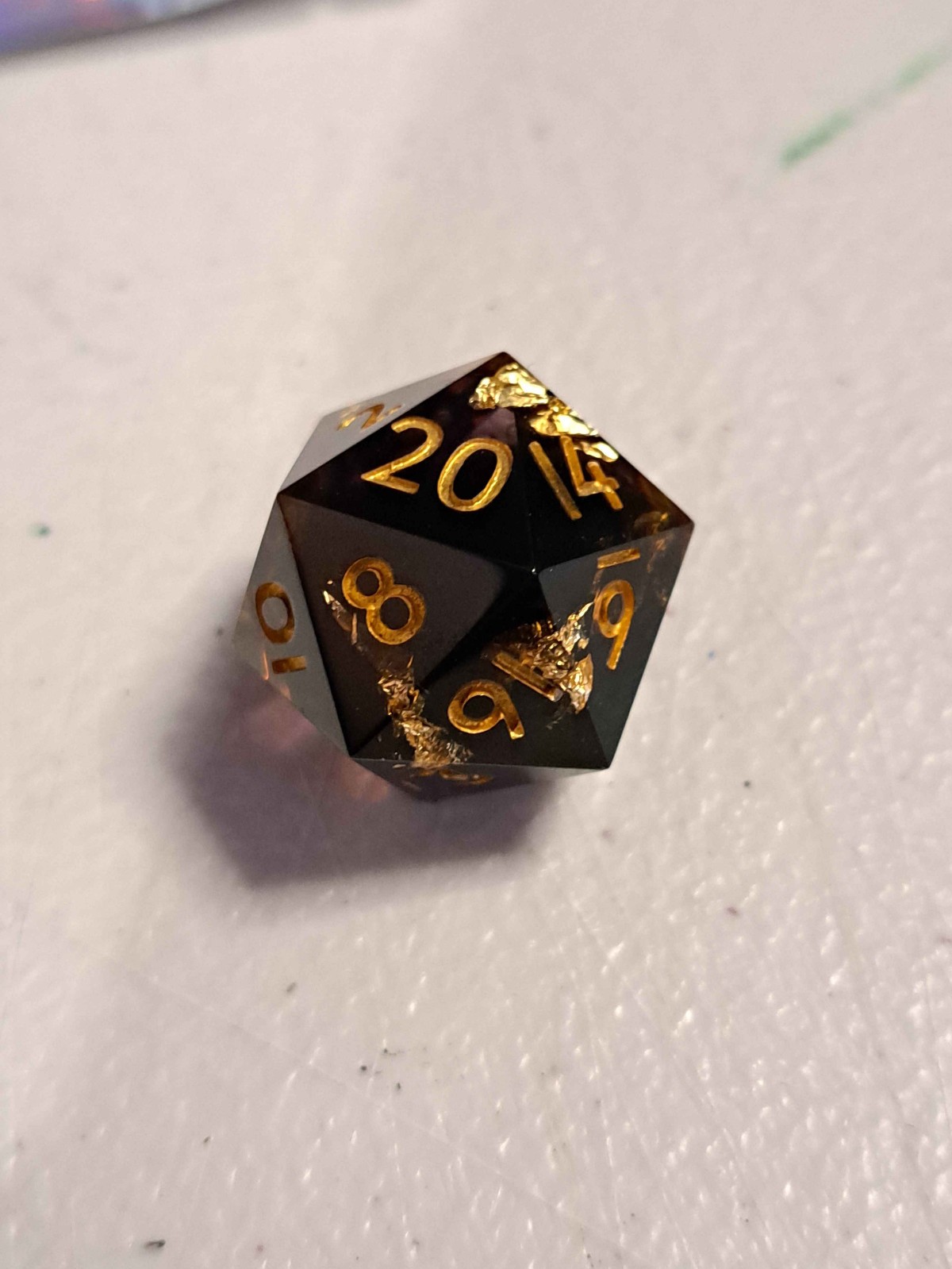 SINGLE D20 Deep Smoky Purple