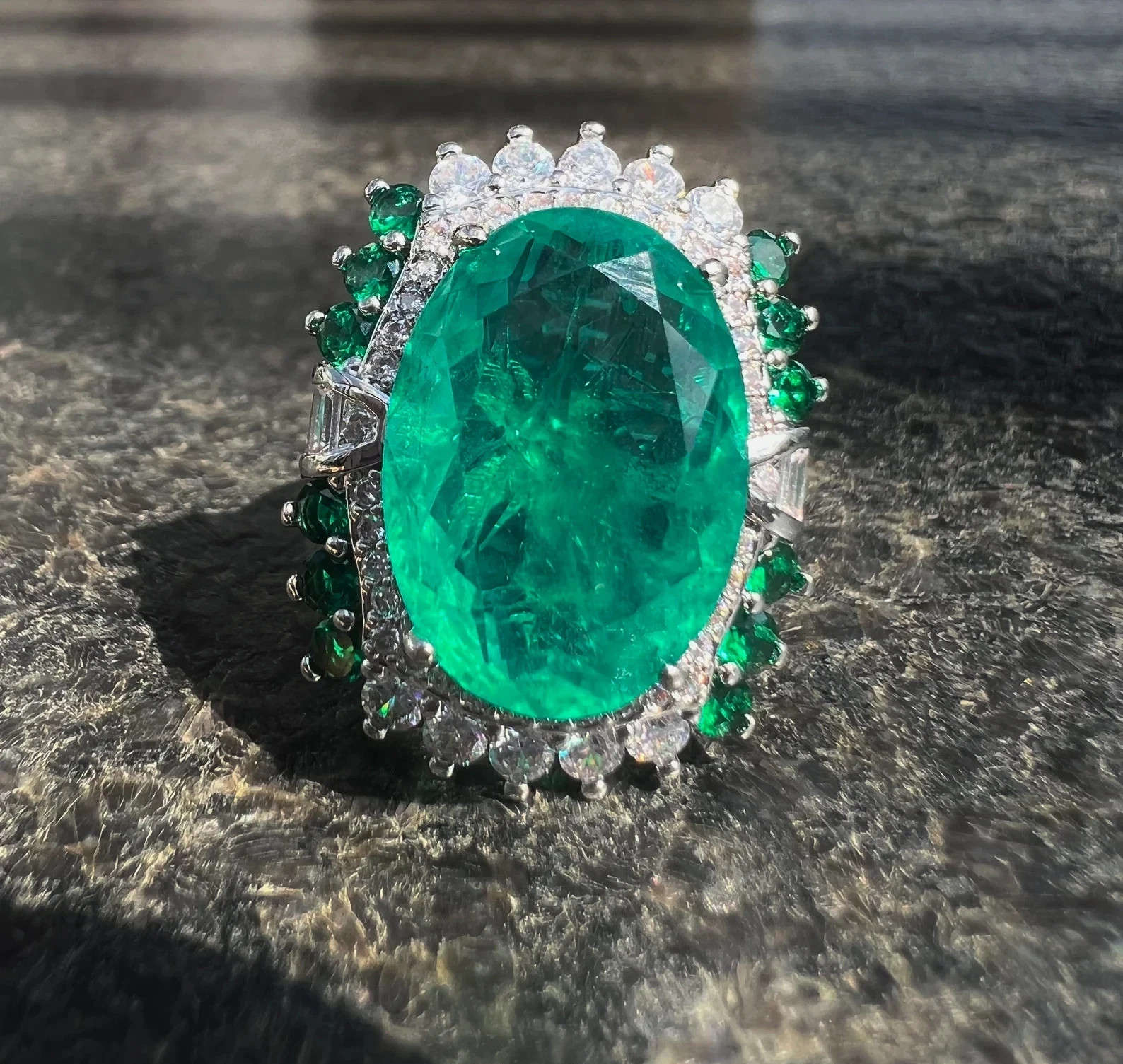 7.99 Ct Oval Cut Natural Green Emerald & Diamond Wedding Ring 18K White Gold