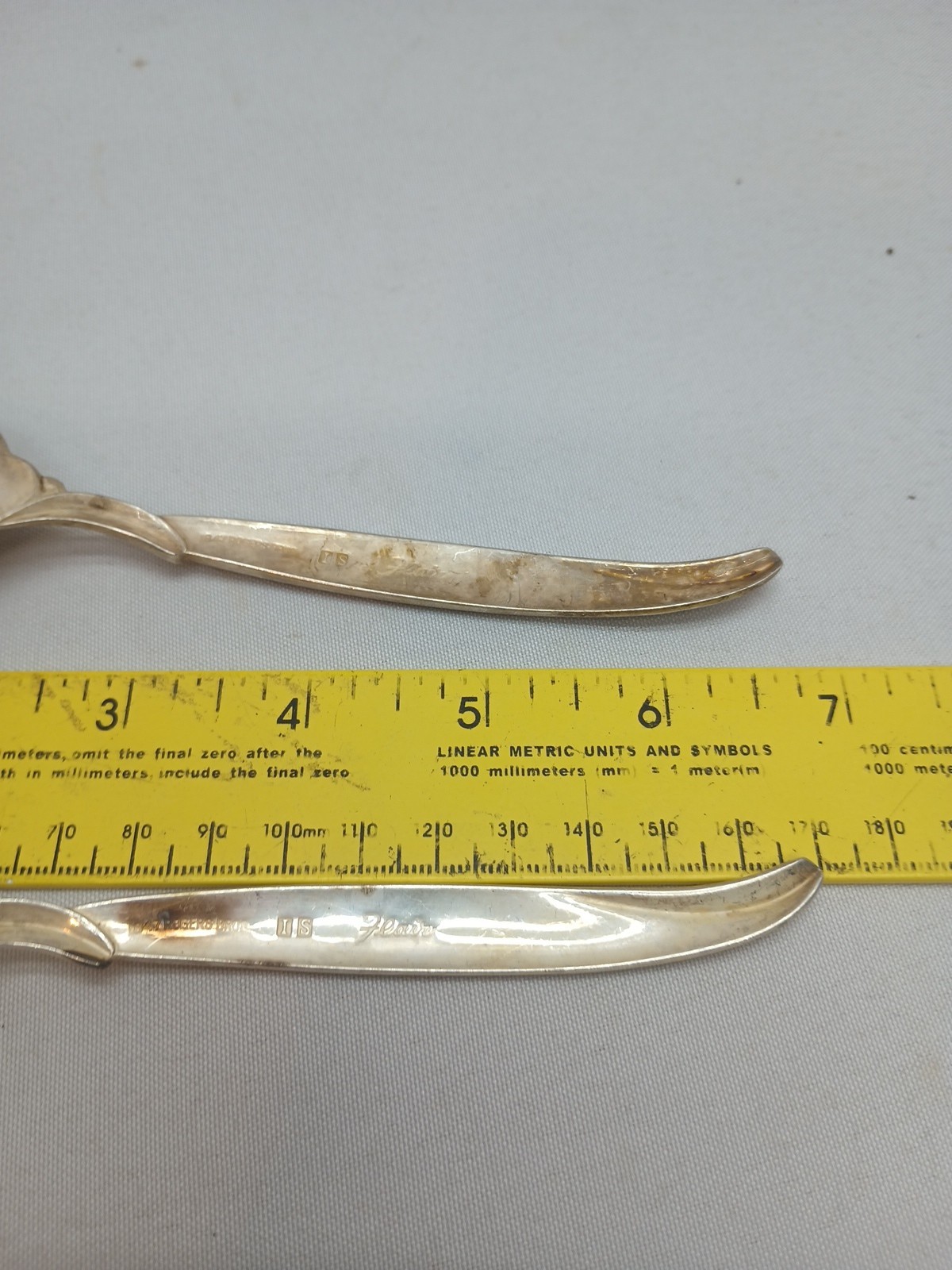 1847 Rogers Bros Flair 2 Serving/ Tablespoon Spoons