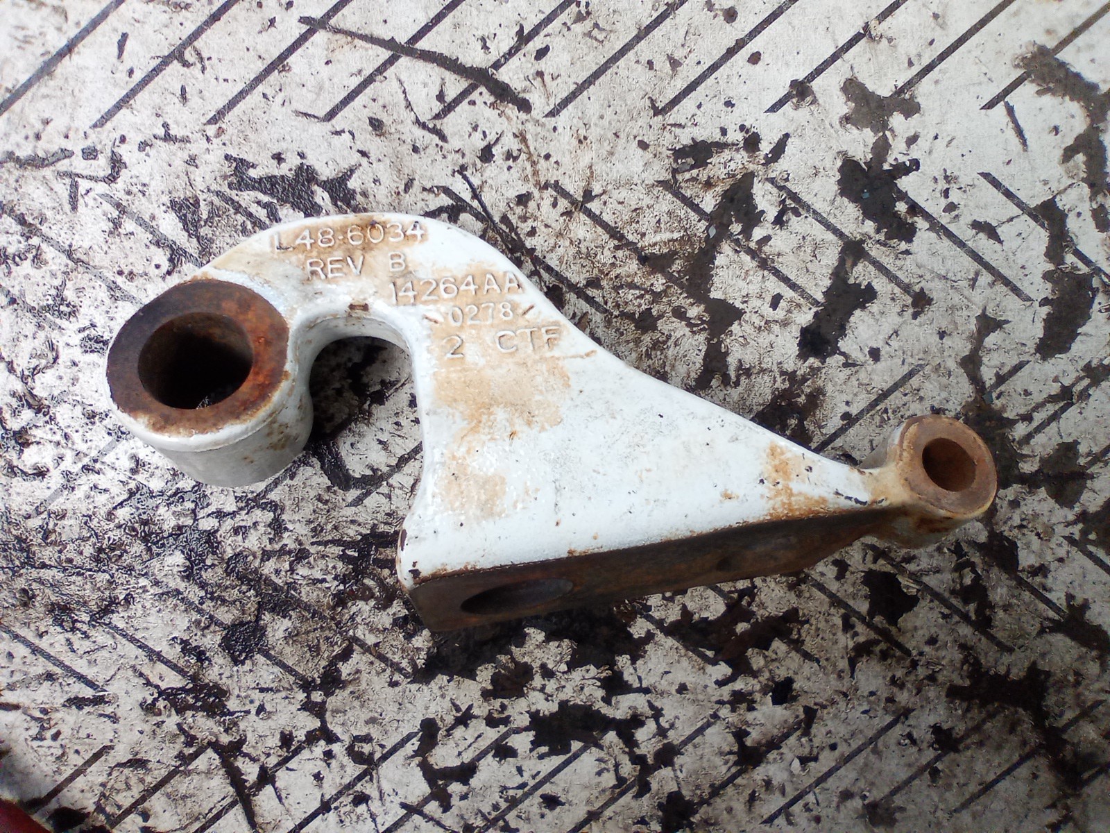 Peterbilt Lower Hood Hinge Pivot Bracket Left/Driver Side Cast Iron P/N L48-6034