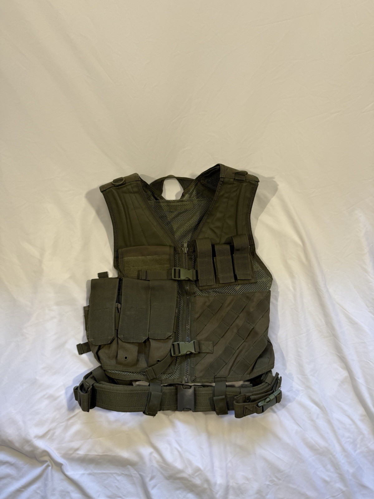 Tactical  Vest Olive OD Green Airsoft Size Large With Belt No Armor ODG Assault