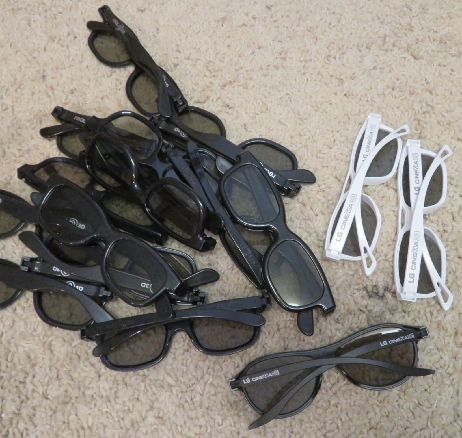 Lot of 16 - 3D glasses Black plastic LG cinema & Real 3D