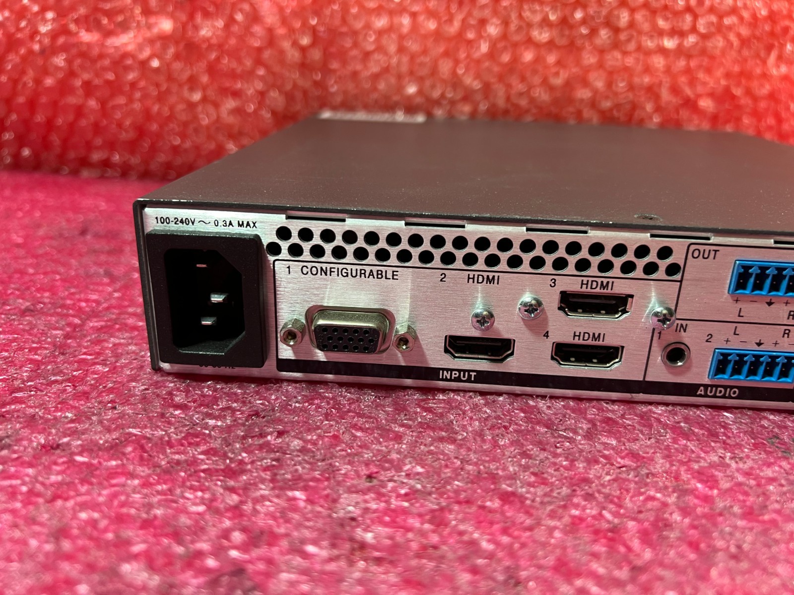 Extron IN1604 HD 4-Input HDCP-Compliant Video Scaler