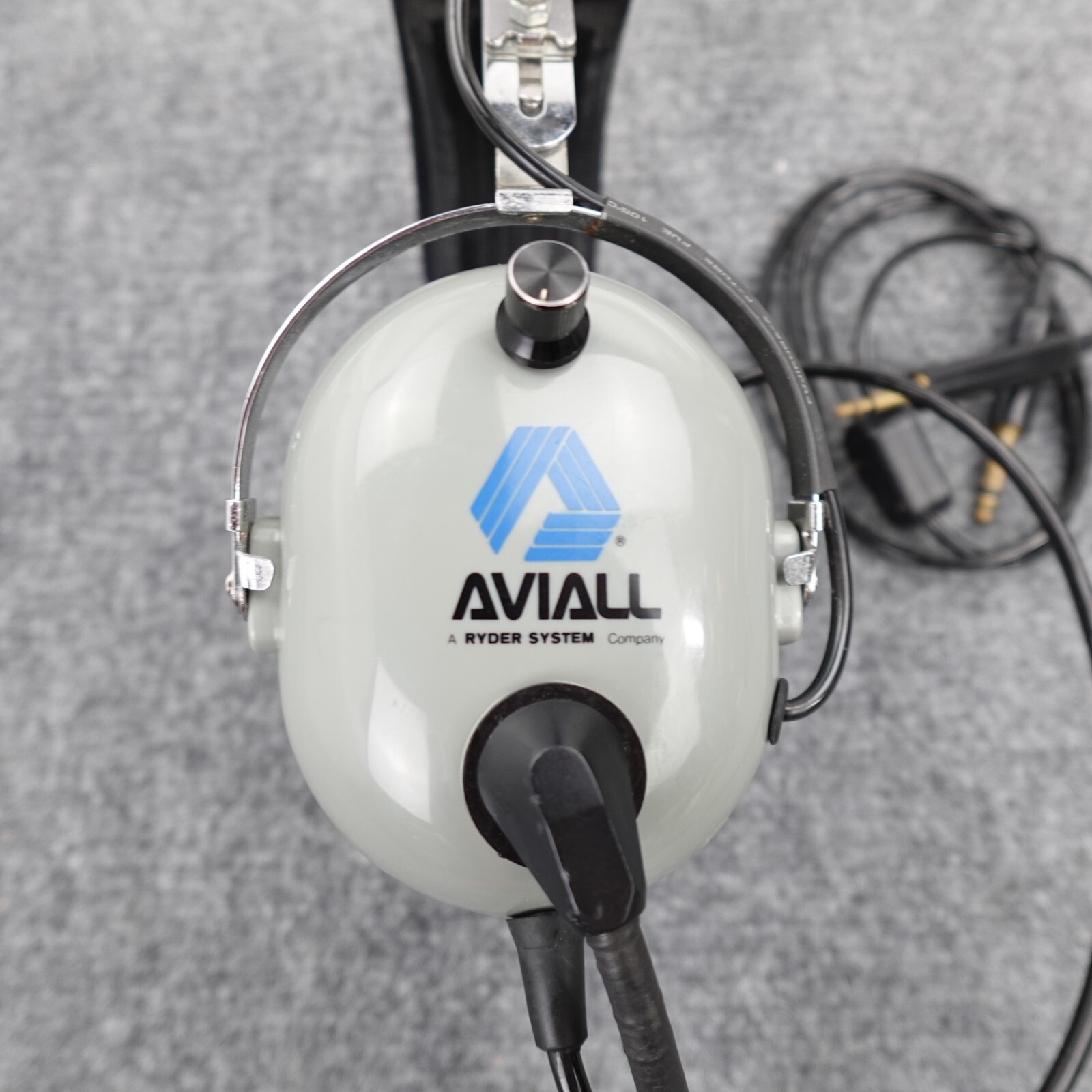 Aviall Pilot Headset Ryder Systems Avionics Wired Headphone Jack Over Ear PA-1