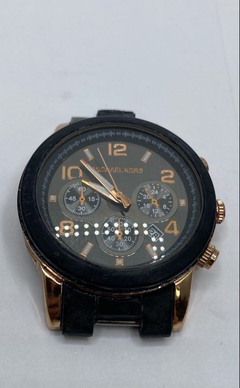 Women's Michael Kors MK-5139 Stainless Steel 32.4mm Watch 40.0g