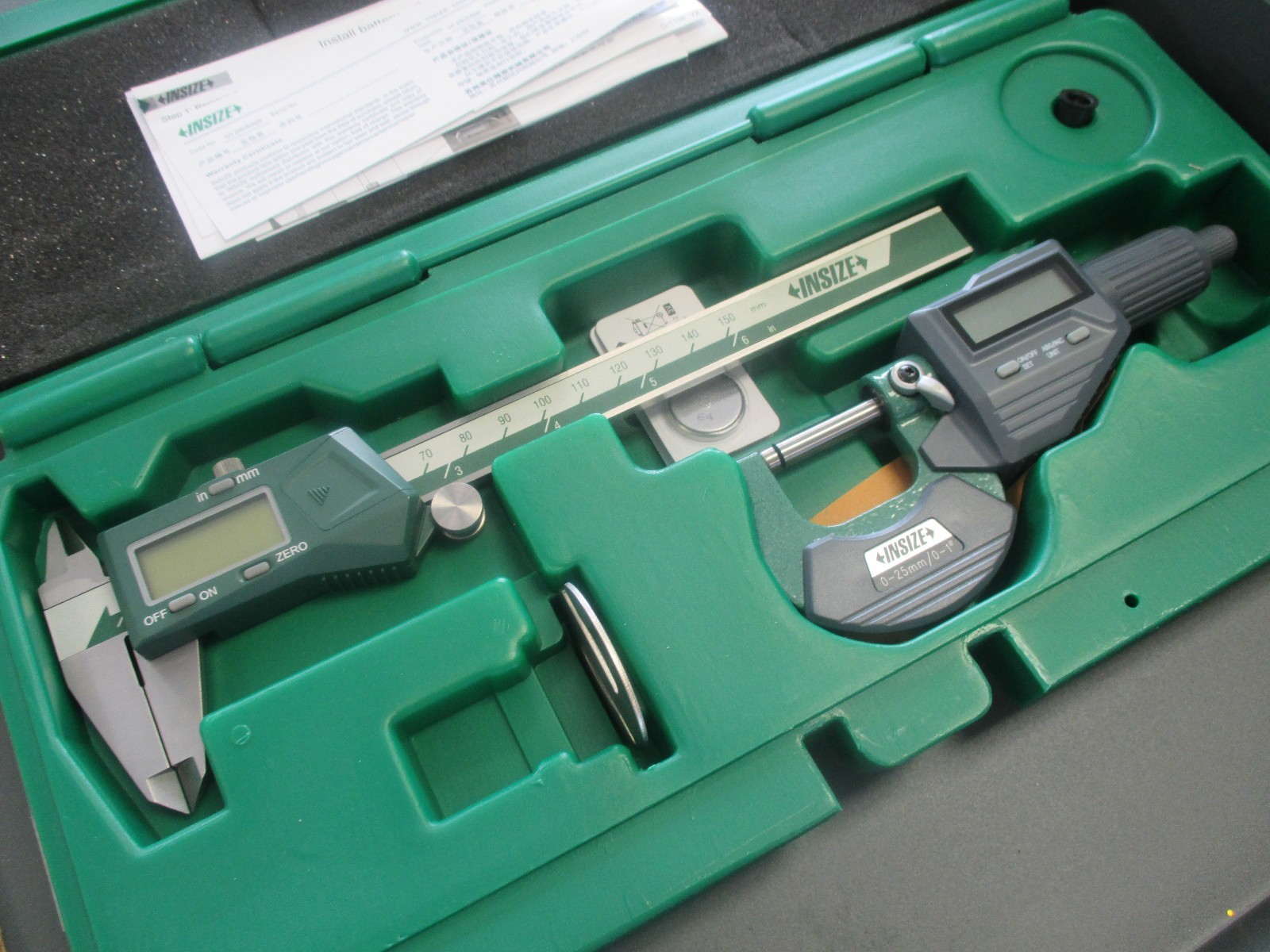 NEW InSize 5022 Electronic Inch/Metric Micrometer & Caliper Set