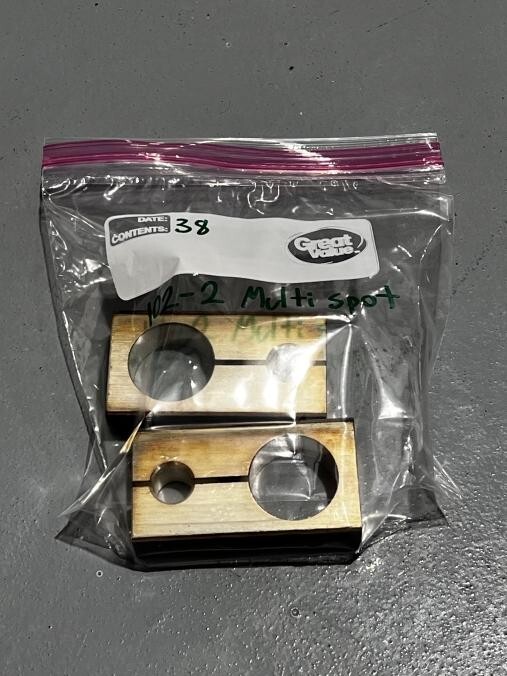 102-2 MULTI-SPOT CLAMP
