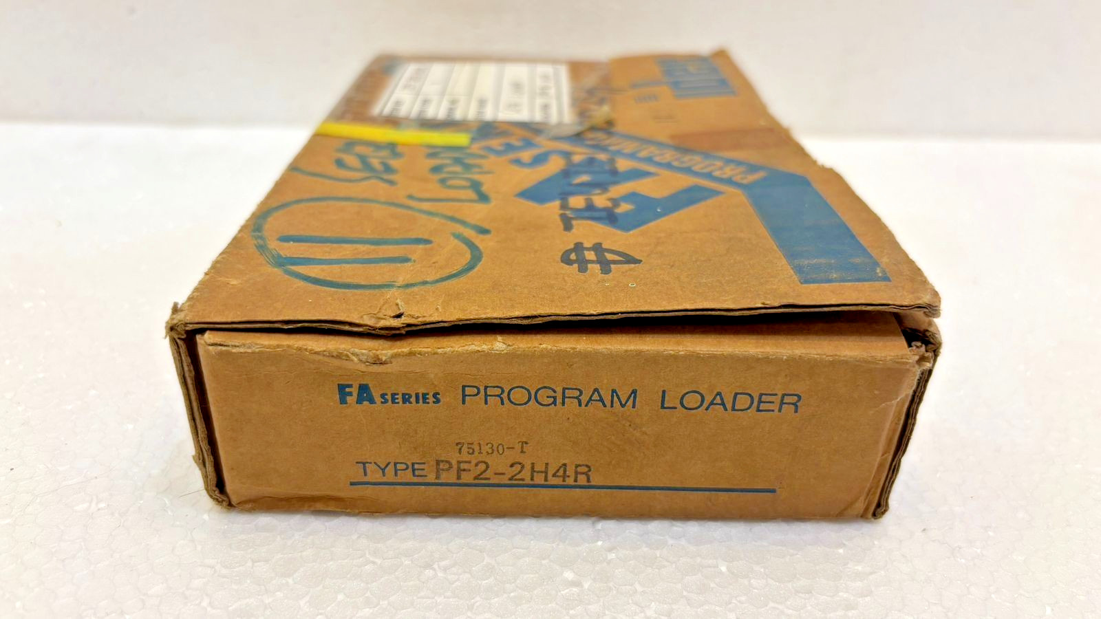 IDEC PF2-2H4R FA-2 Program Loader Module | PLC Programming | New Open Box