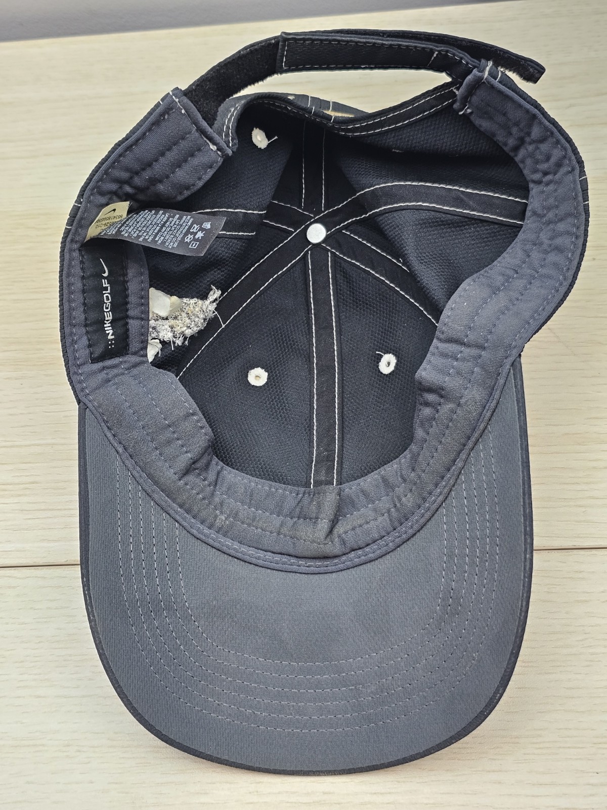 Nike Golf Highland CC Adjustable Strapback Hat Black Dri Fit Cap