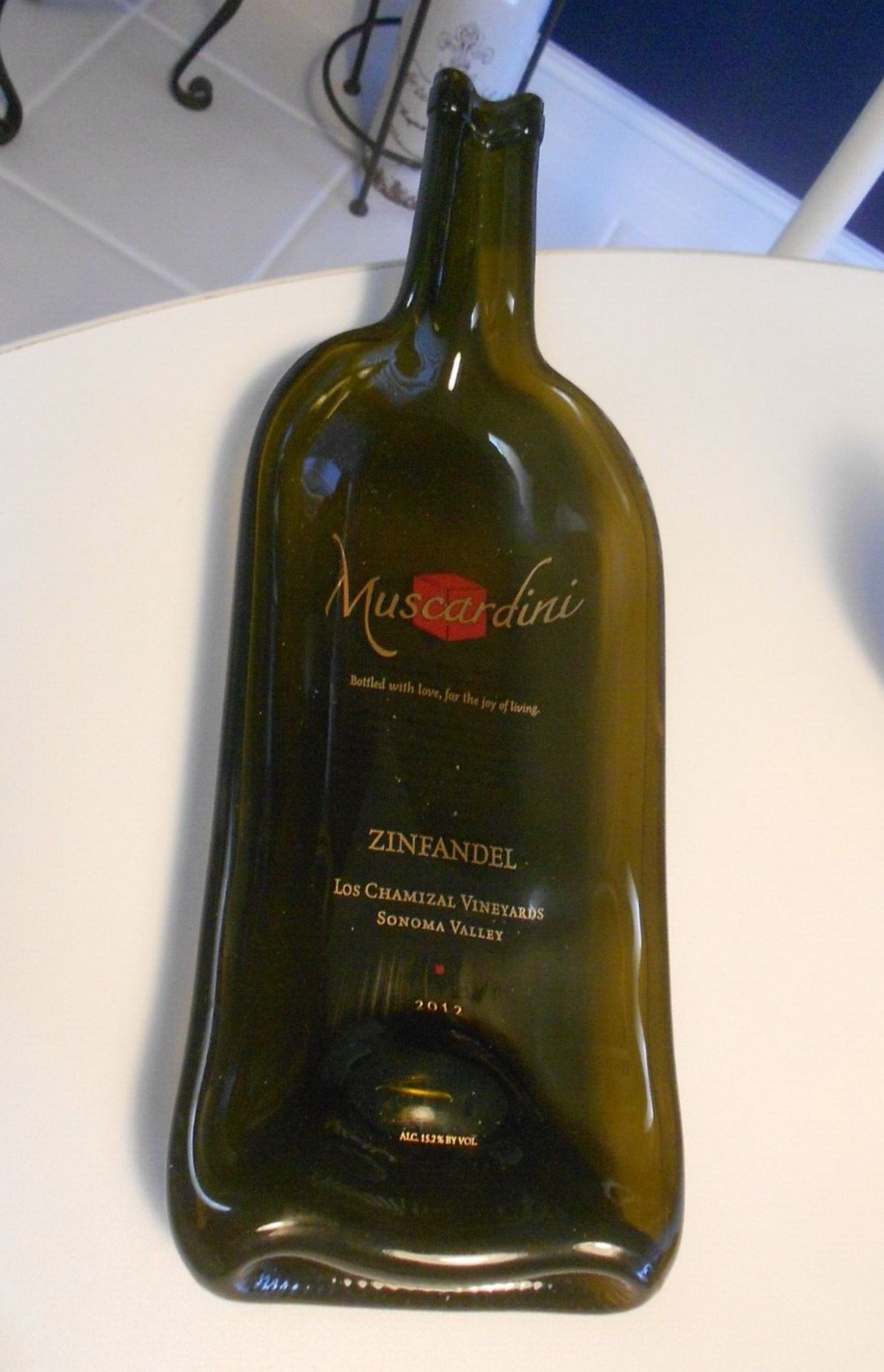 MUSCARDINI ZINFANDEL 2012 FLATTENED BOTTLE 11 3/4" X 4"