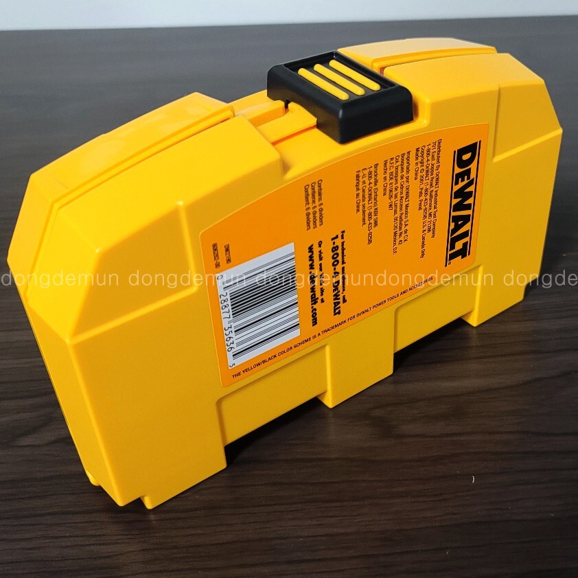 DEWALT DW2190 medium tough case Brand New