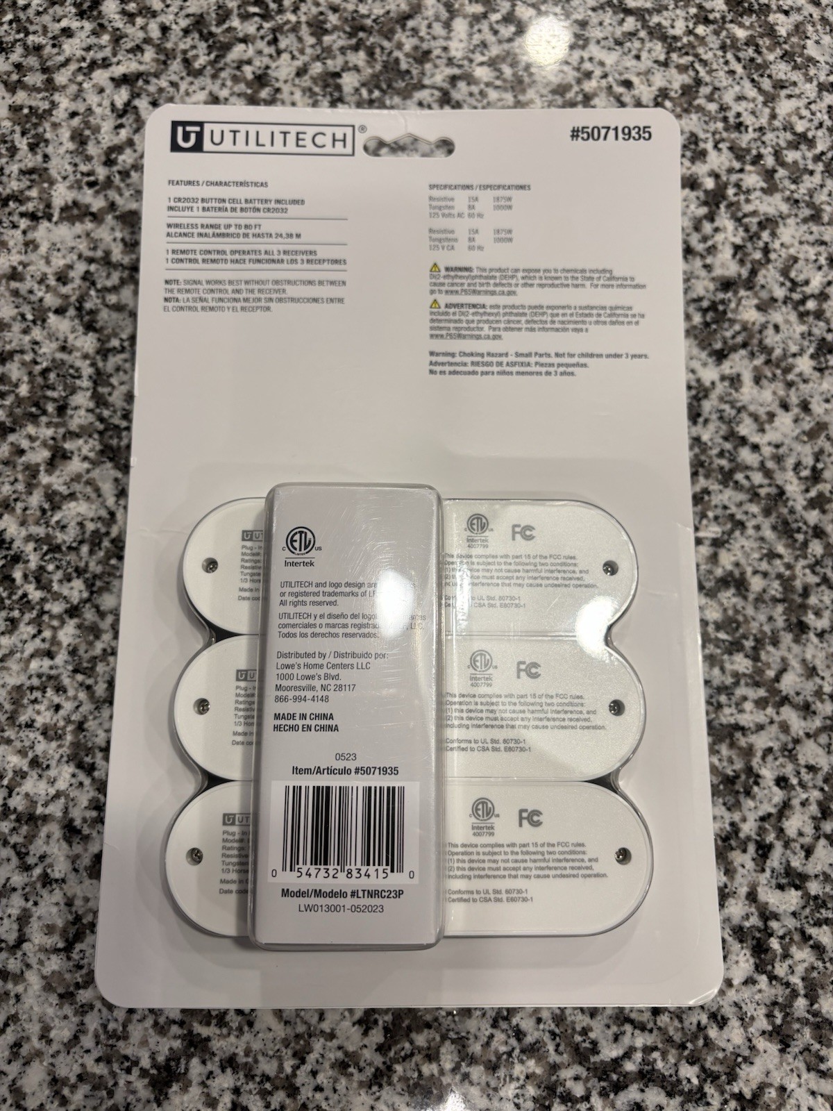 Utilitech 15-Amp Tamper Resistant Decorator Outlet, White 3-Pack