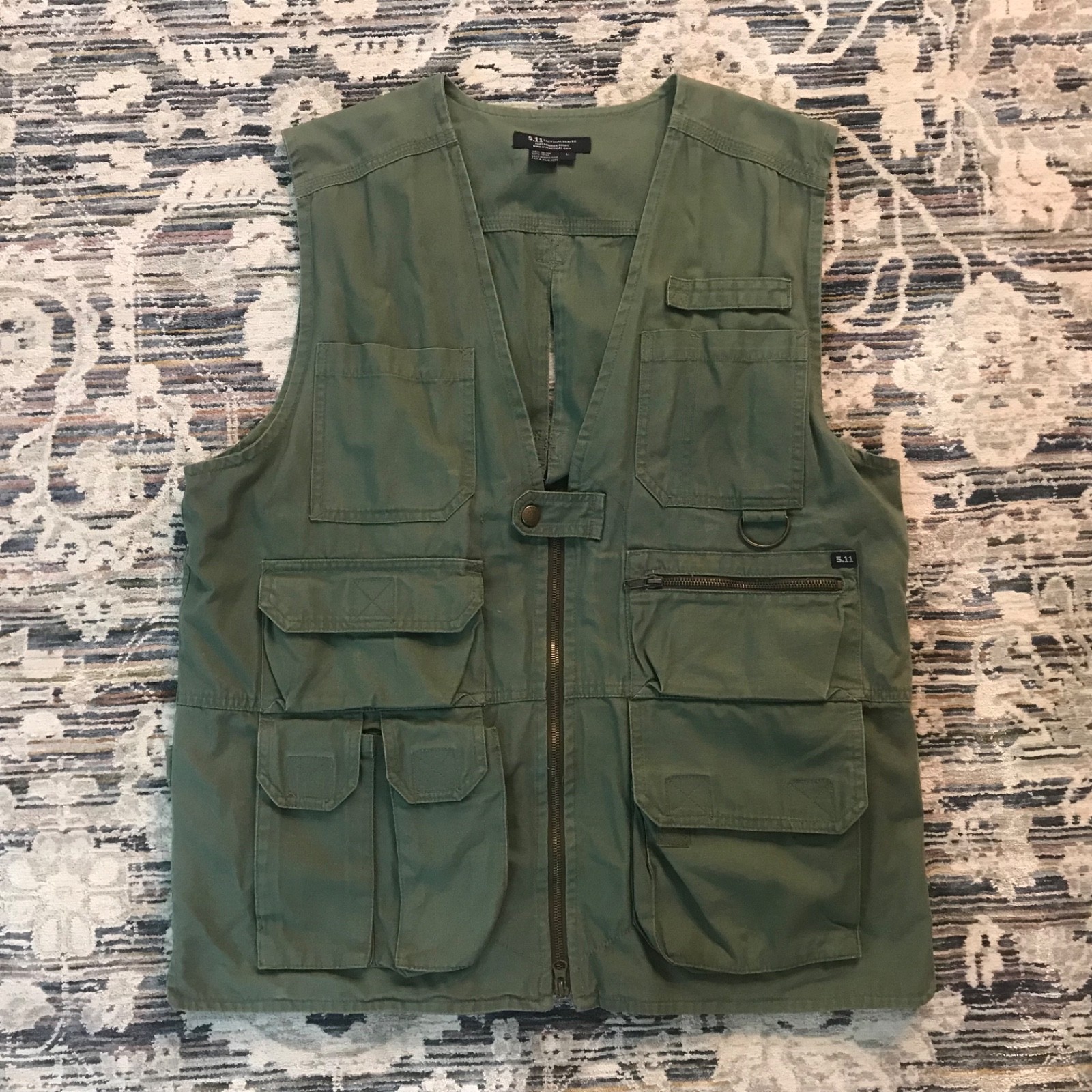 5.11 Tactical Series Army Green Vest LARGE Style: 80001 Conceal Carry Hunting