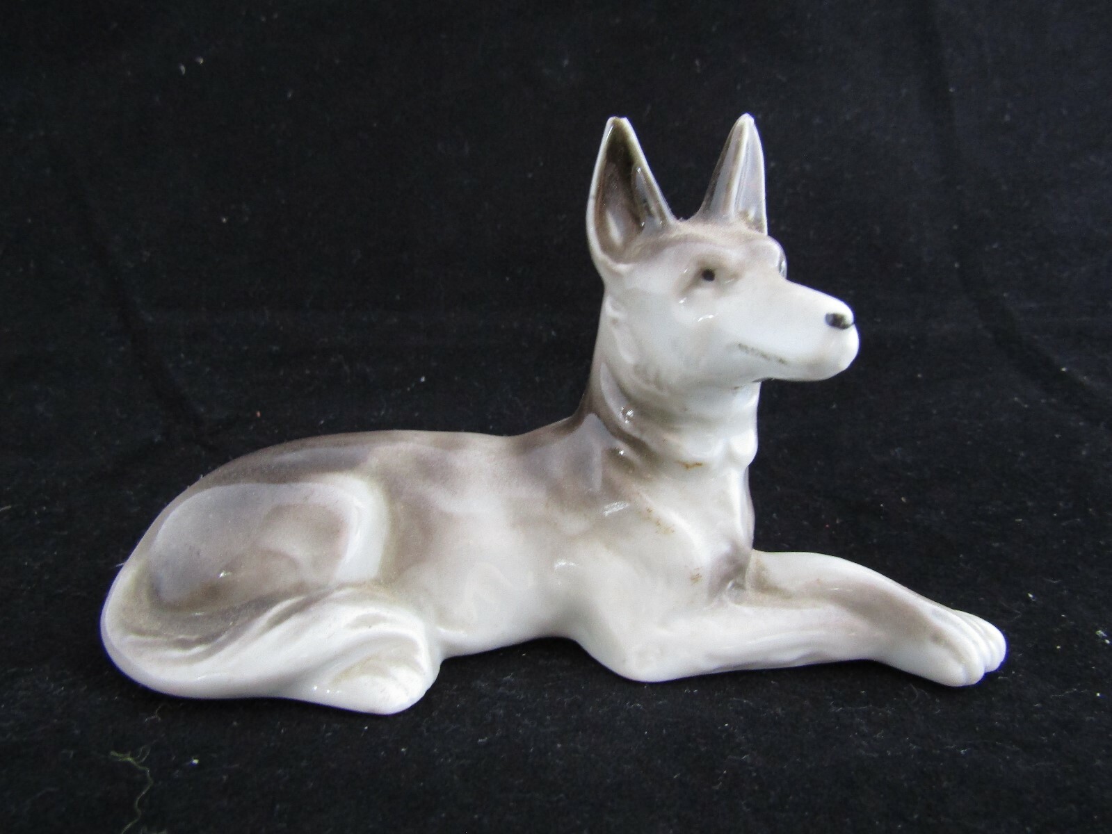 Vintage Porcelain Dog Figurine- German Shepherd- 5” x 3”- Made in Japan