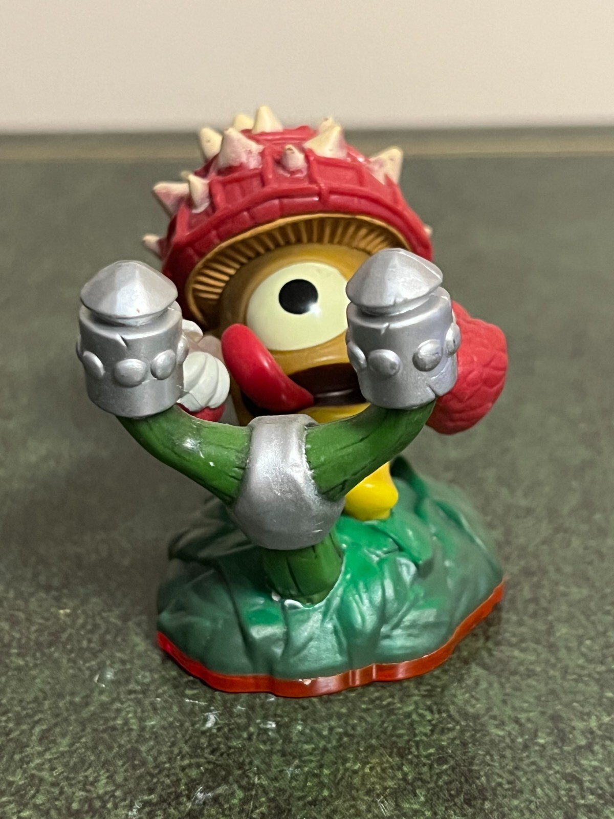 Sure Shot Skylanders Activision Trap Team Figure