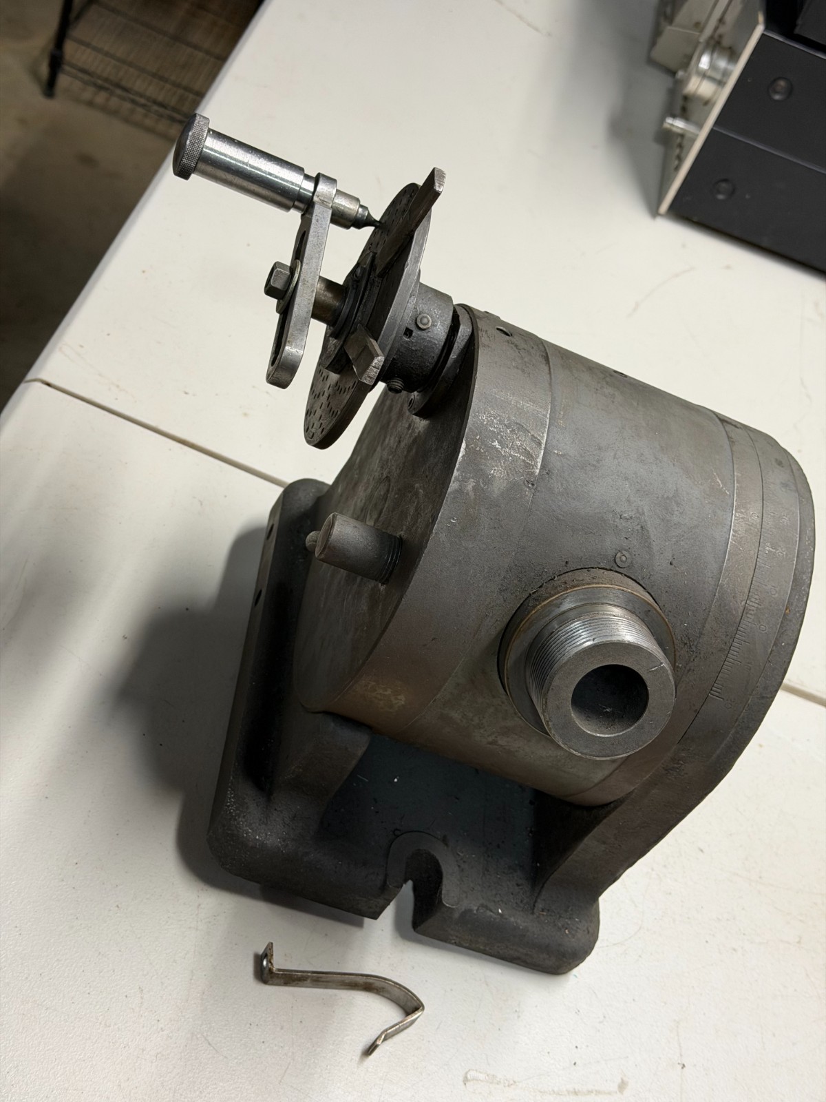 L W Chuck Co dividing head