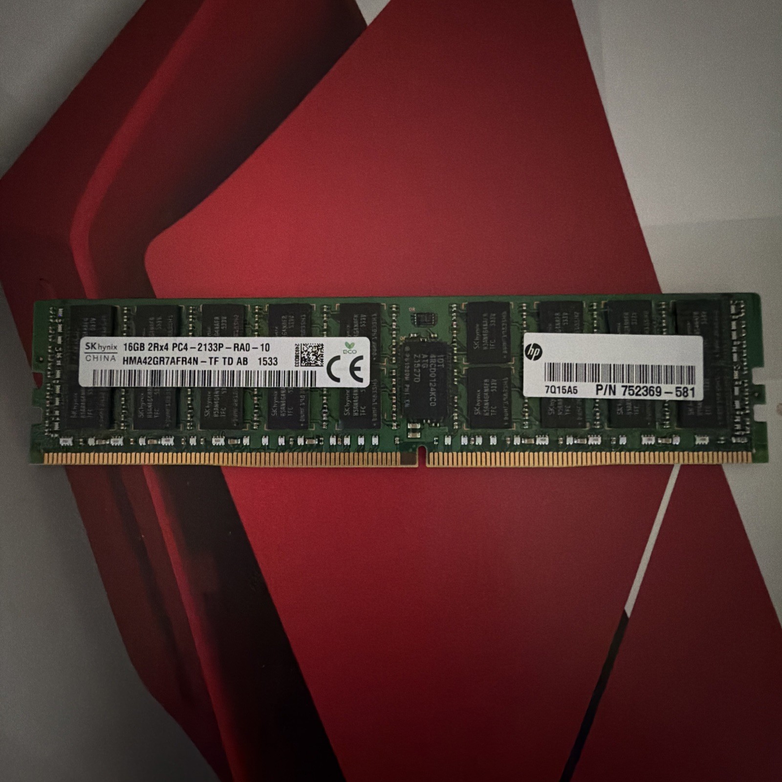 HP SK Hynix 16GB PC4-17000 DDR4-2133MHz ECC Reg Dimm HMA42GR7MFR4N-TF 752369-581