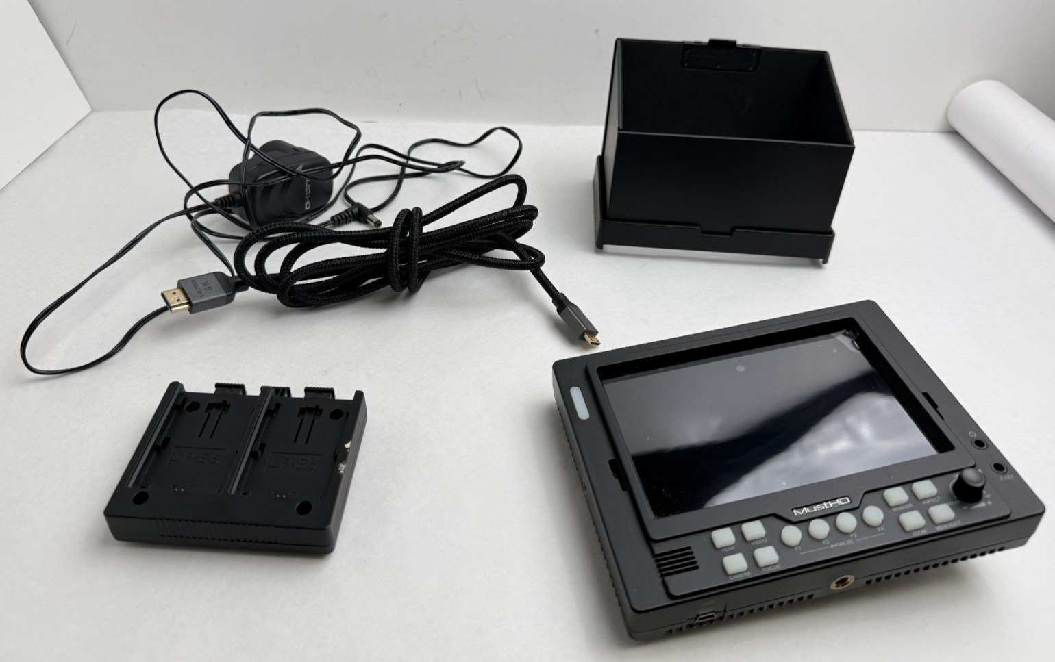MustHD M601H 5.6" On-Camera Monitor with HDMI & Composite Input/Output