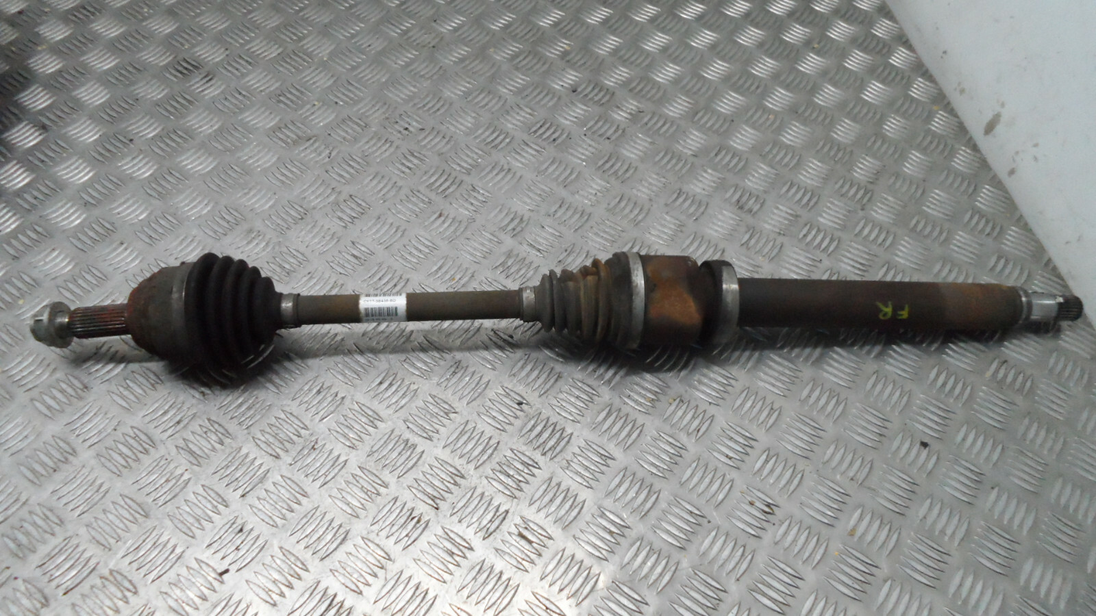 2015 FORD FIESTA 1.0 PETROL DRIVER SIDE MANUAL DRIVESHAFT RIGHT REF6679