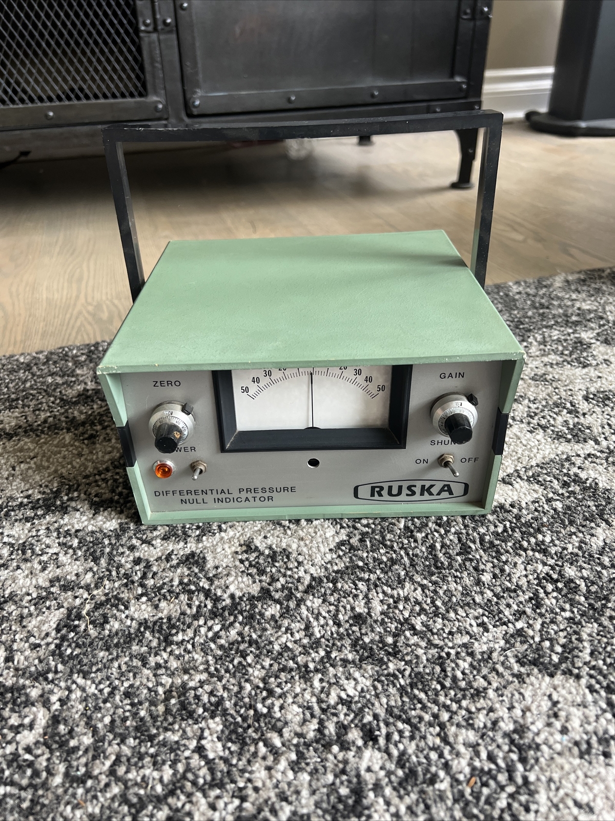 Ruska Differential Pressure Null Indicator 2416-711
