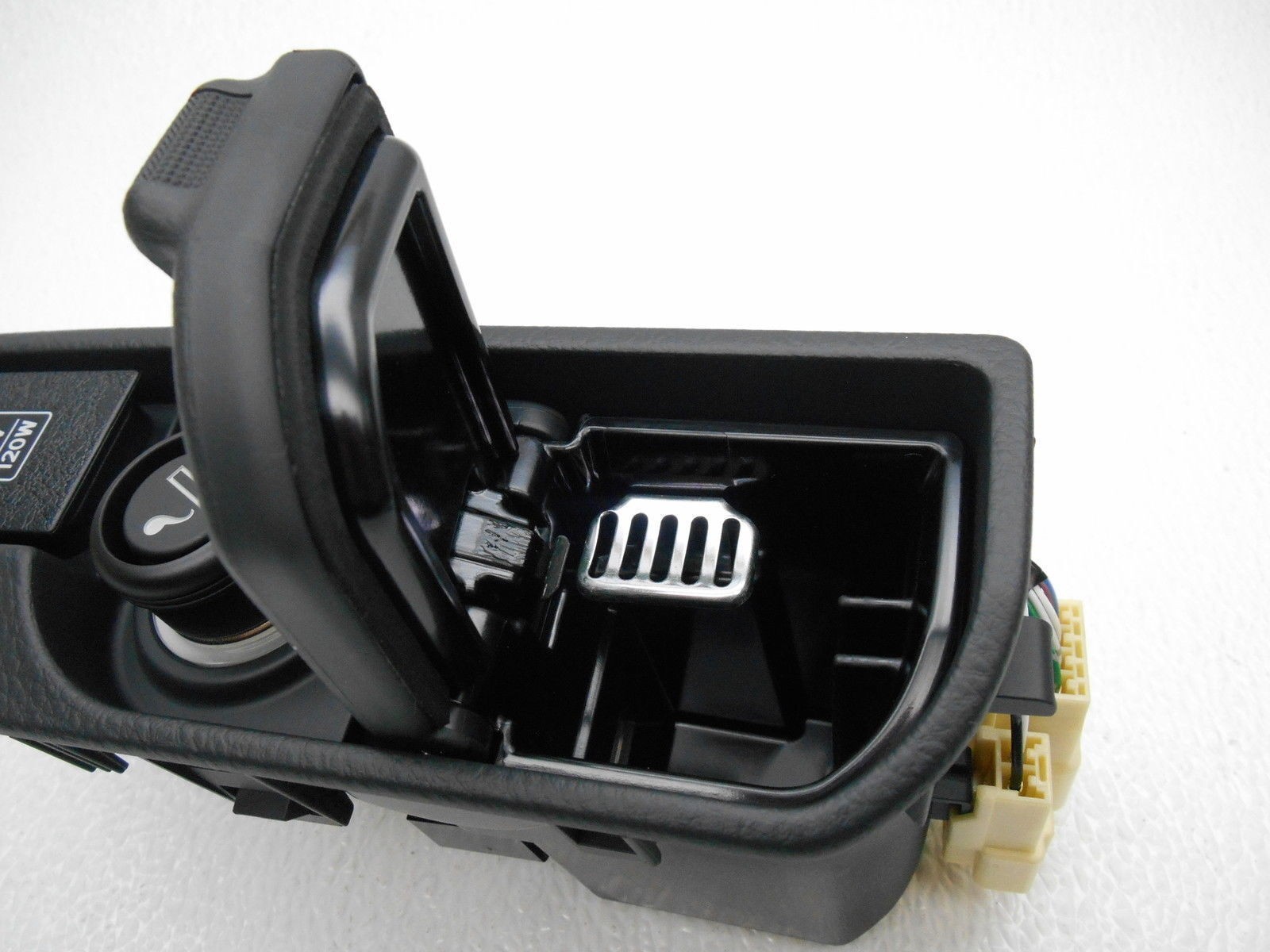 Center Console Ashtray Cigarette Lighter For 05-09 Toyota 4Runner 74110-35010-B0