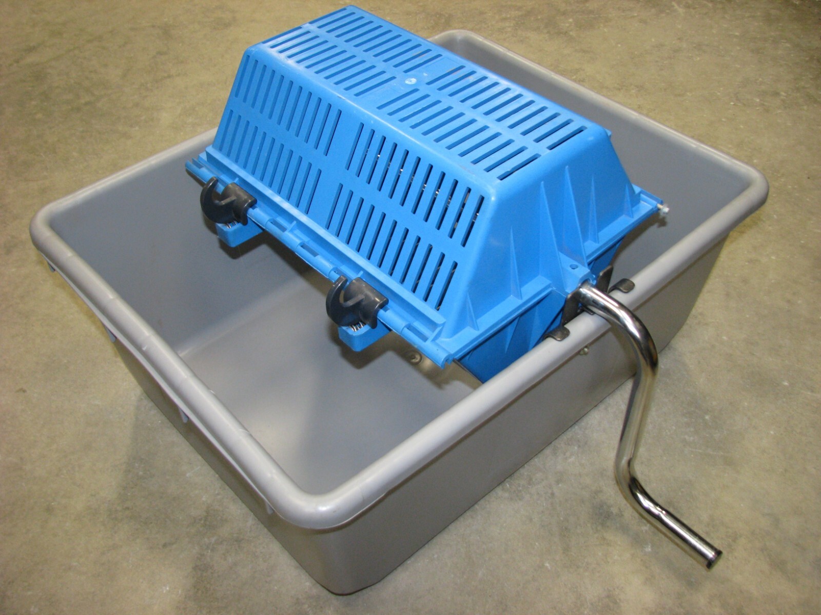 Dillion Precision Large Case Media Separator CM2000