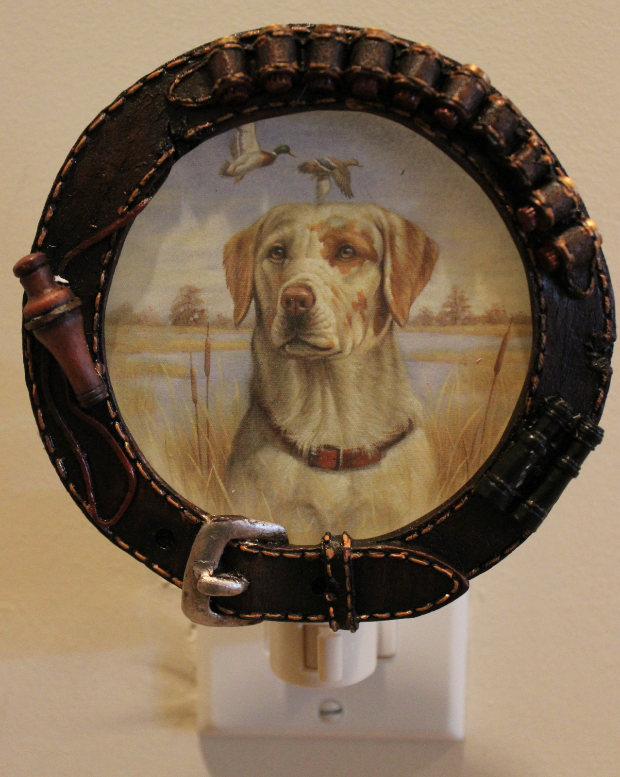 Yellow Labrador Lab Retriever Dog Duck Night Light Plastic Western Country Decor